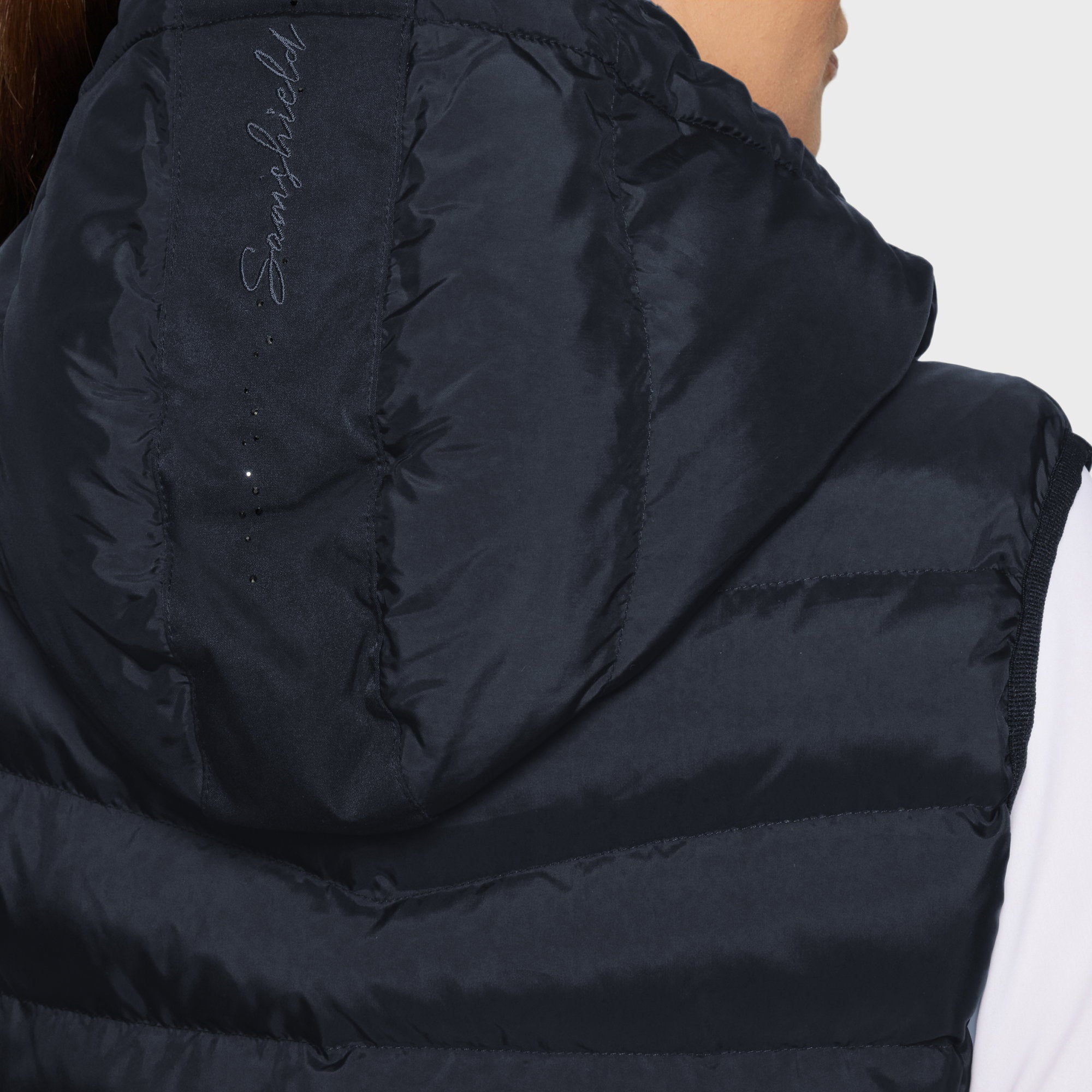 W-CHAMONIX-FW24-NVY_2.jpg