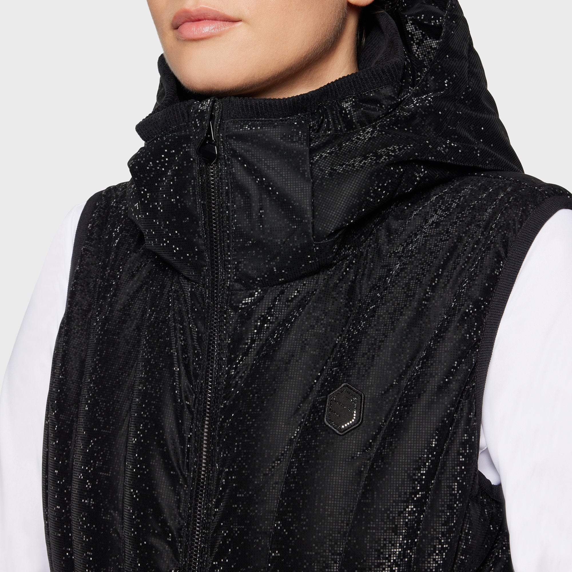 W-CHAMONX_ICE-FW25-BLK_2.jpg