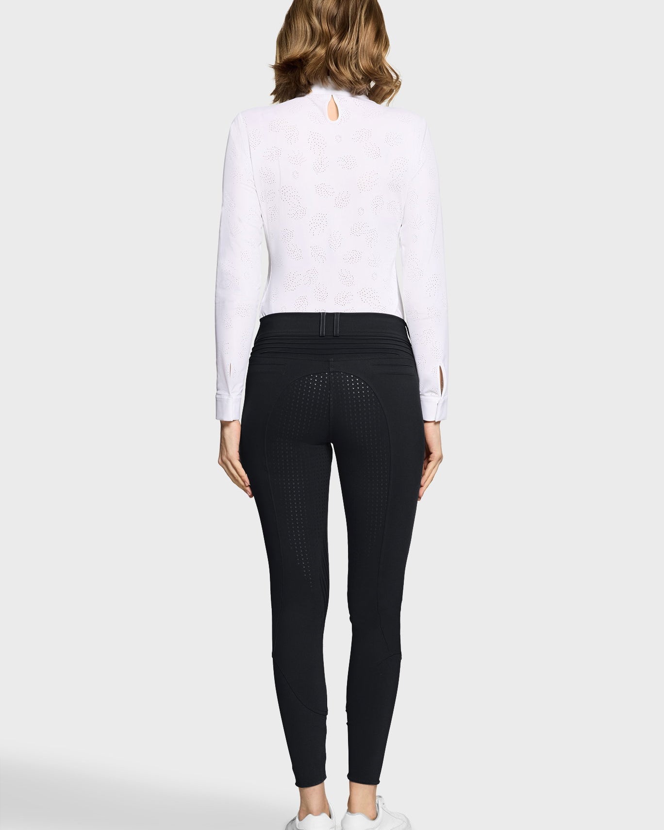 W-CHLOE-FG-SS26-BLK_1.jpg