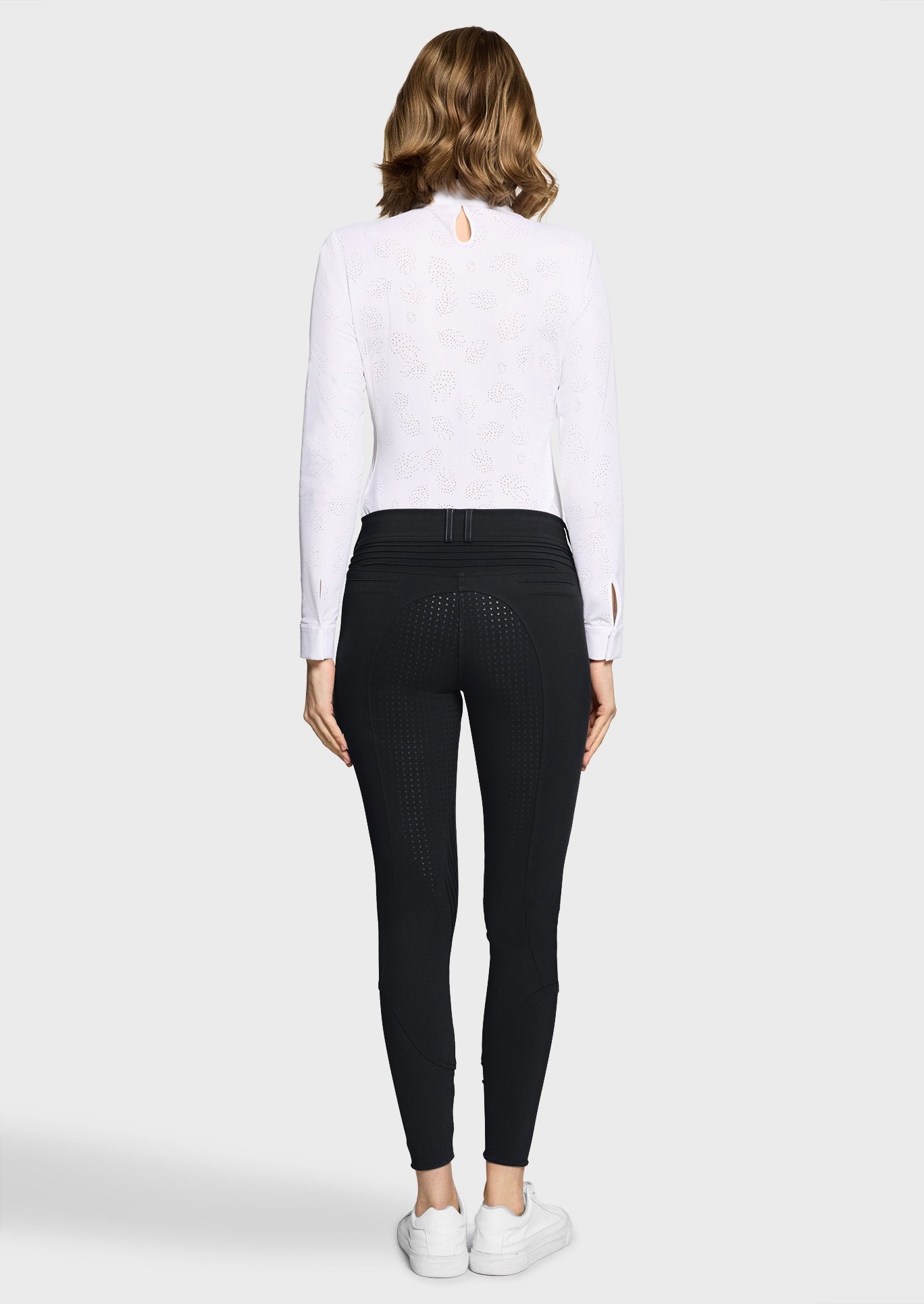 W-CHLOE-FG-SS26-BLK_1.jpg