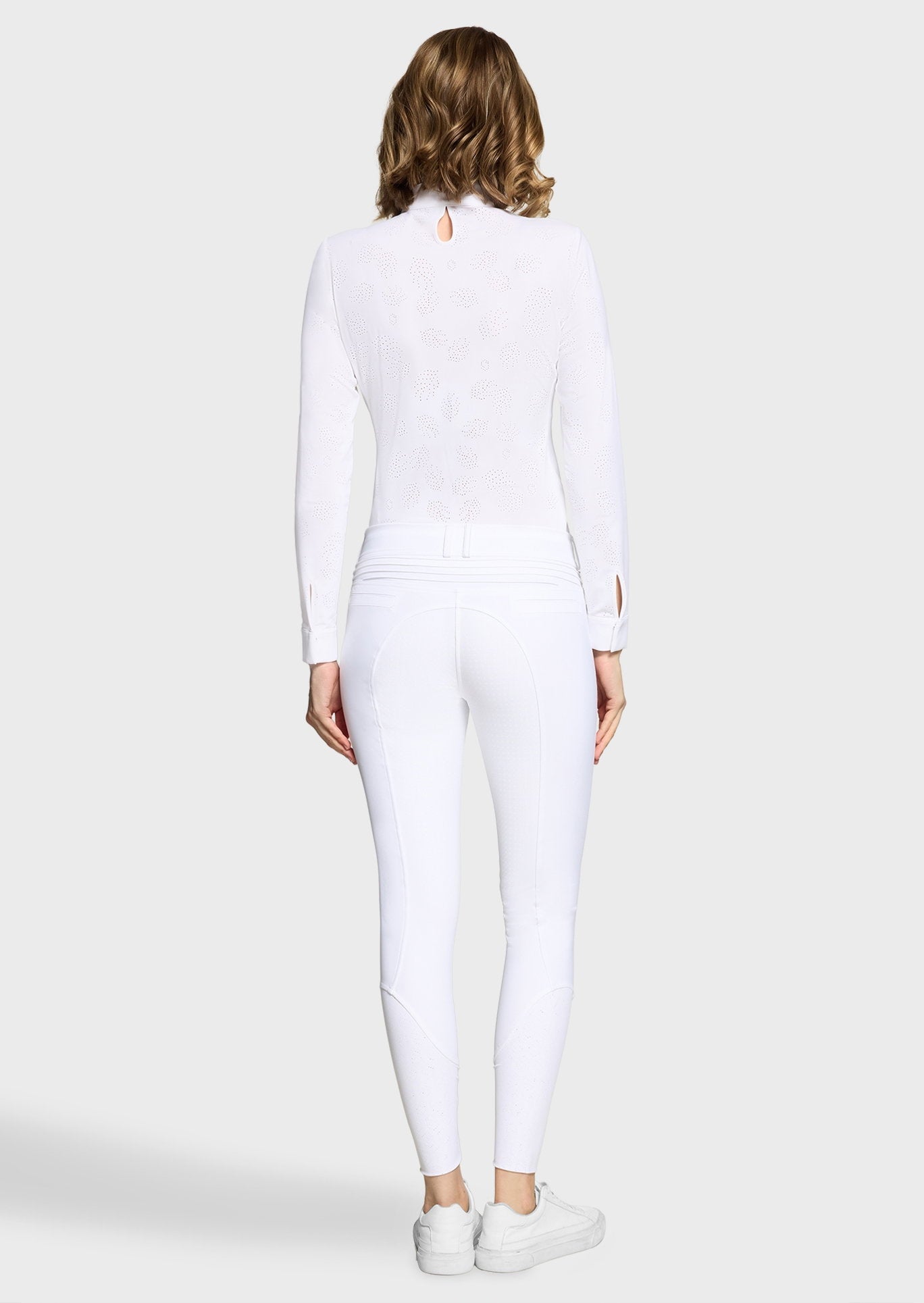 W-CHLOE-FG-SS26-WHT_1.jpg