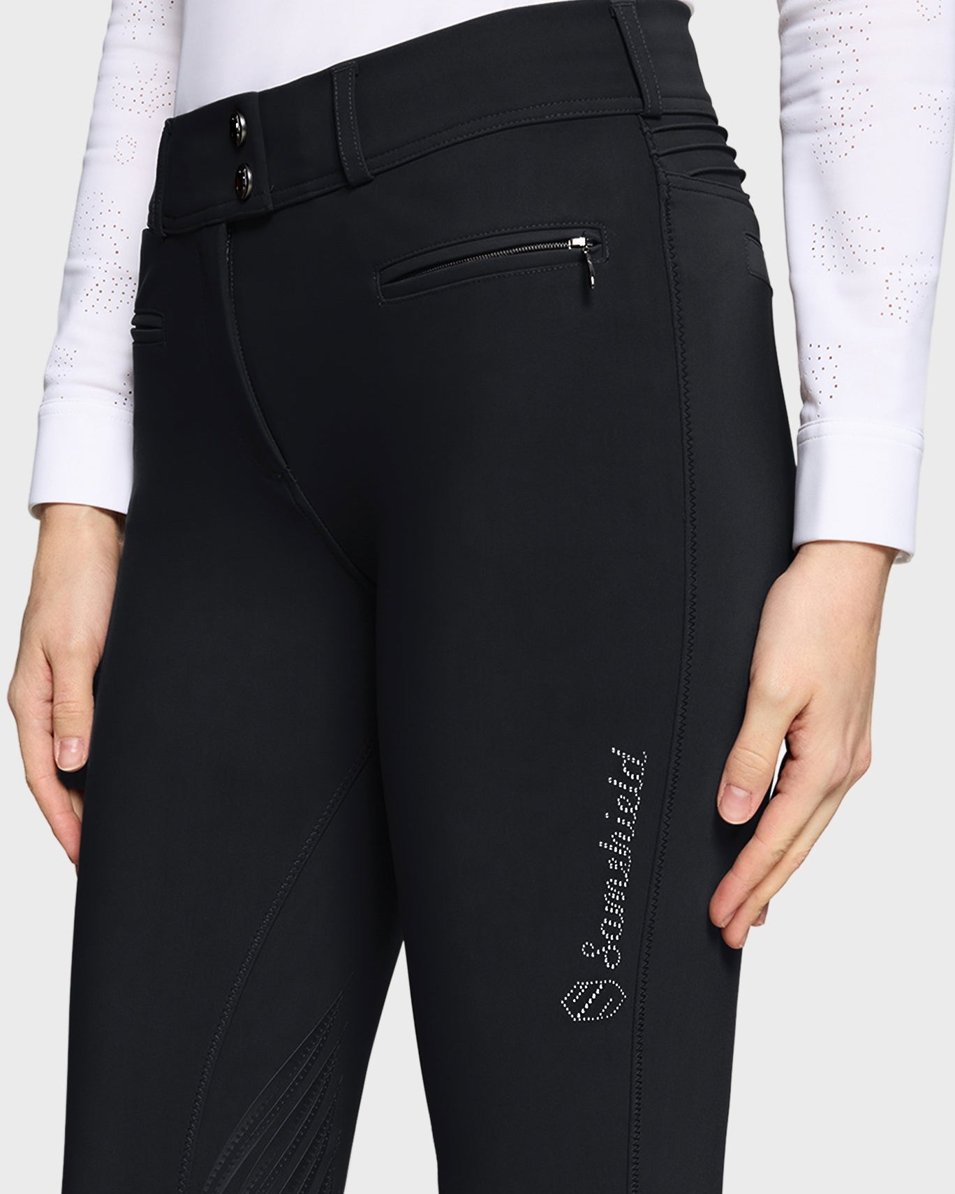 W-CHLOE-KG-SS26-BLK_2.jpg