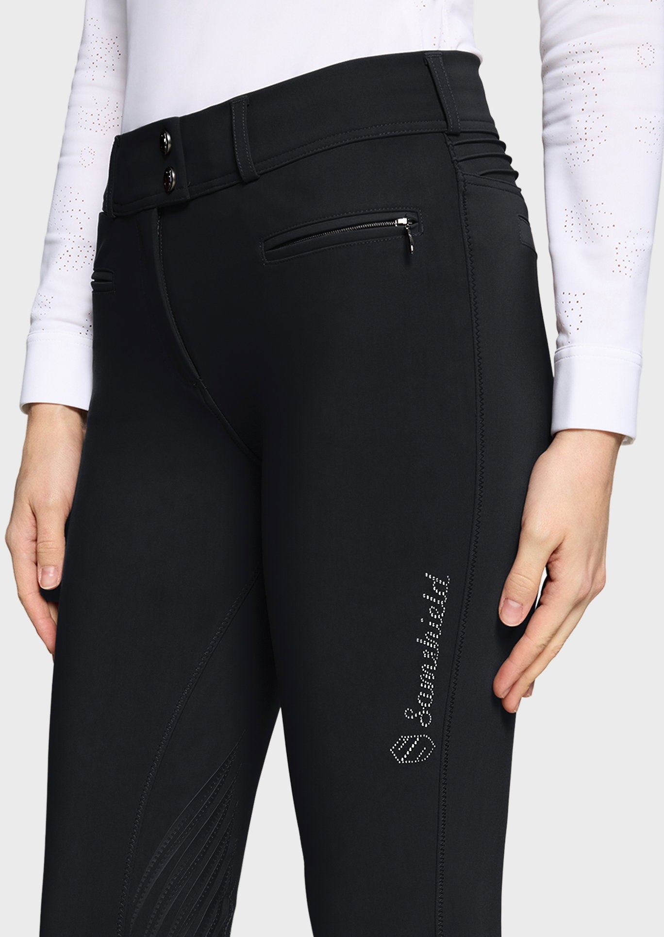 W-CHLOE-KG-SS26-BLK_2.jpg