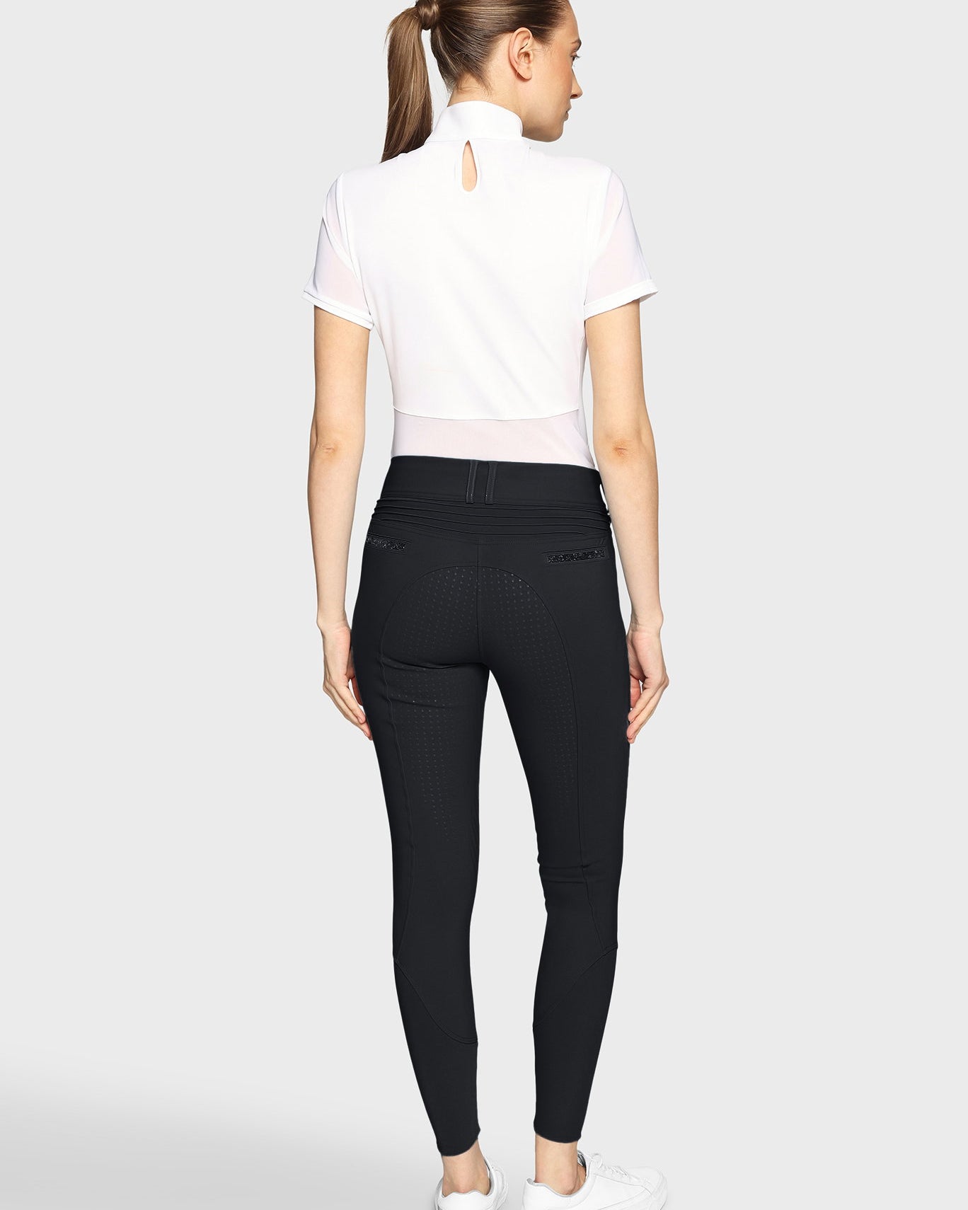 W-CLARA-PRE-FG-SS26-BLK_1.jpg