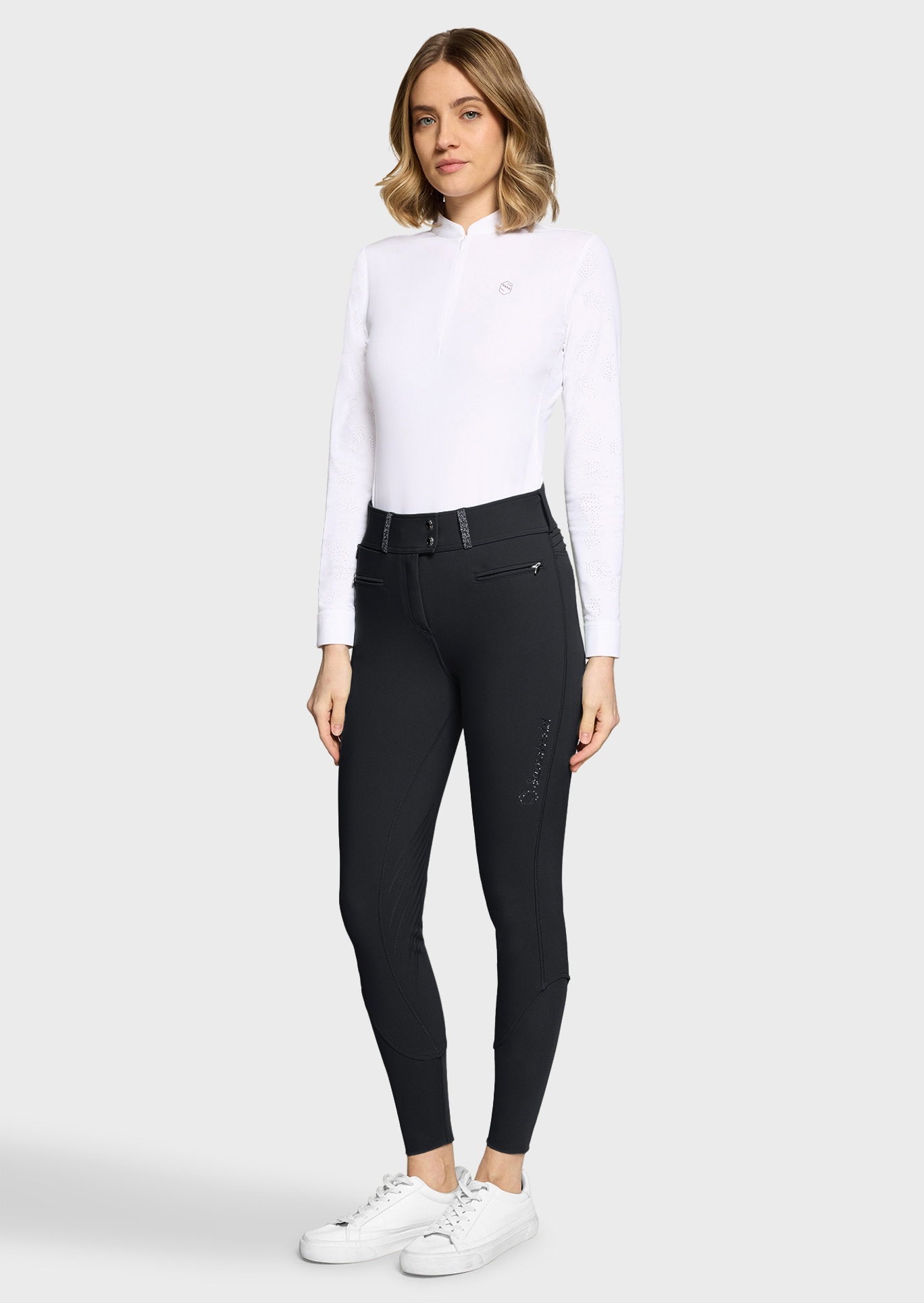 W-CLARANOVA-FG-SS26-BLK.jpg