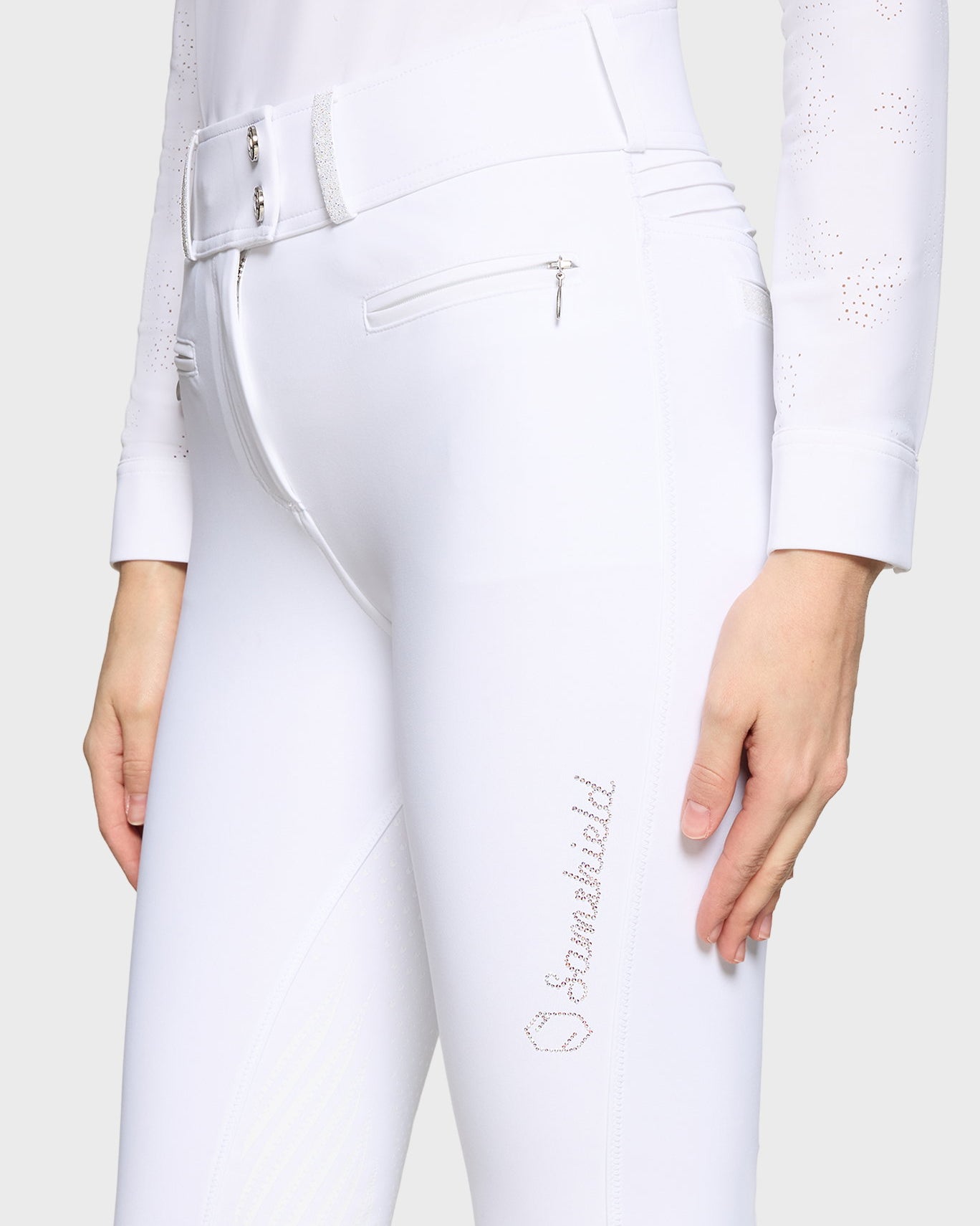 W-CLARANOVA-FG-SS26-WHT_2.jpg