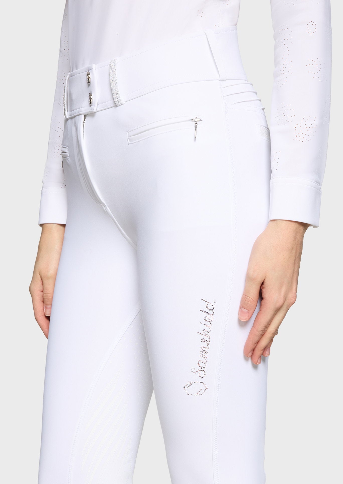 W-CLARANOVA-FG-SS26-WHT_2.jpg