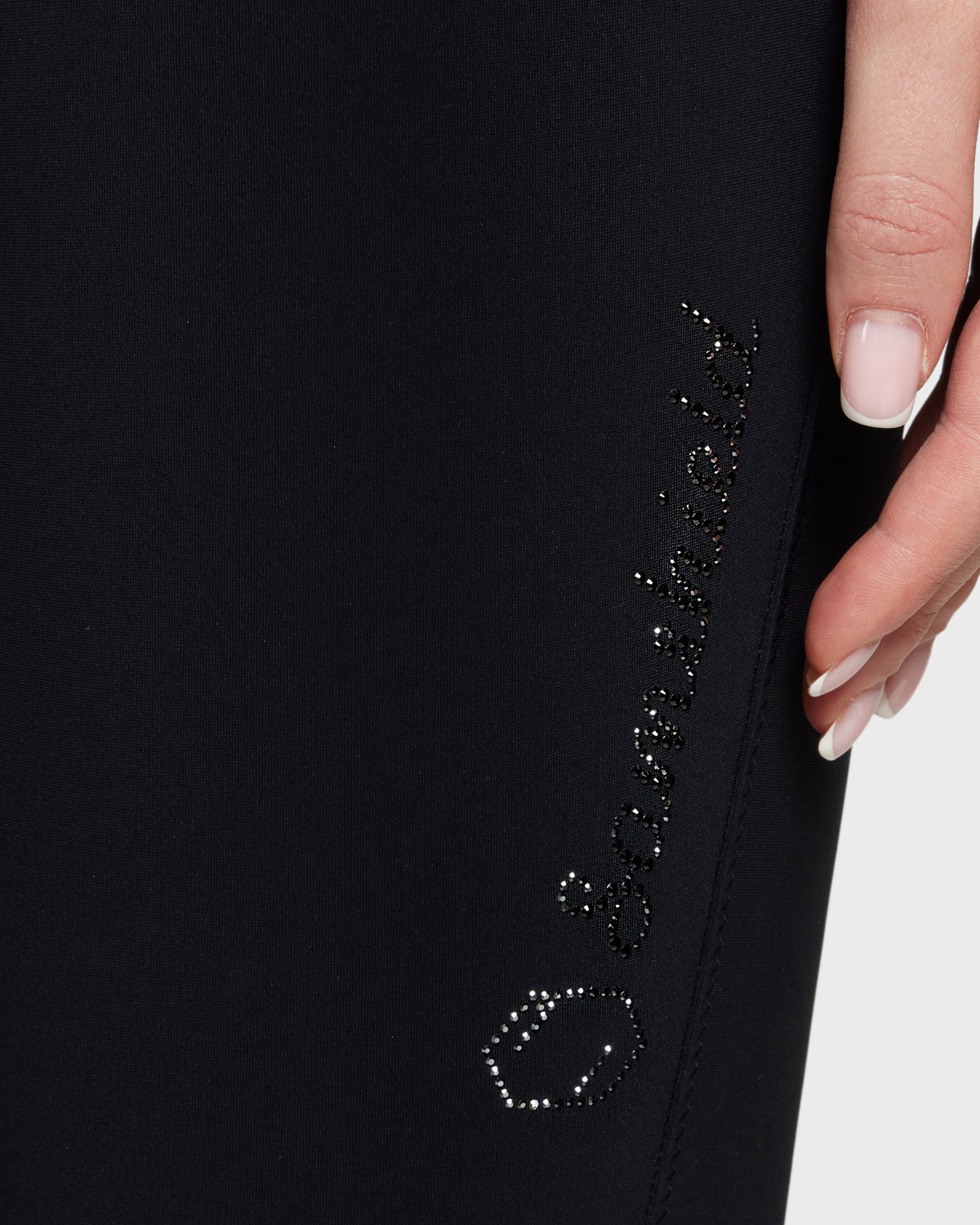 W-CLARA_KG-SS24-BLK_2.jpg