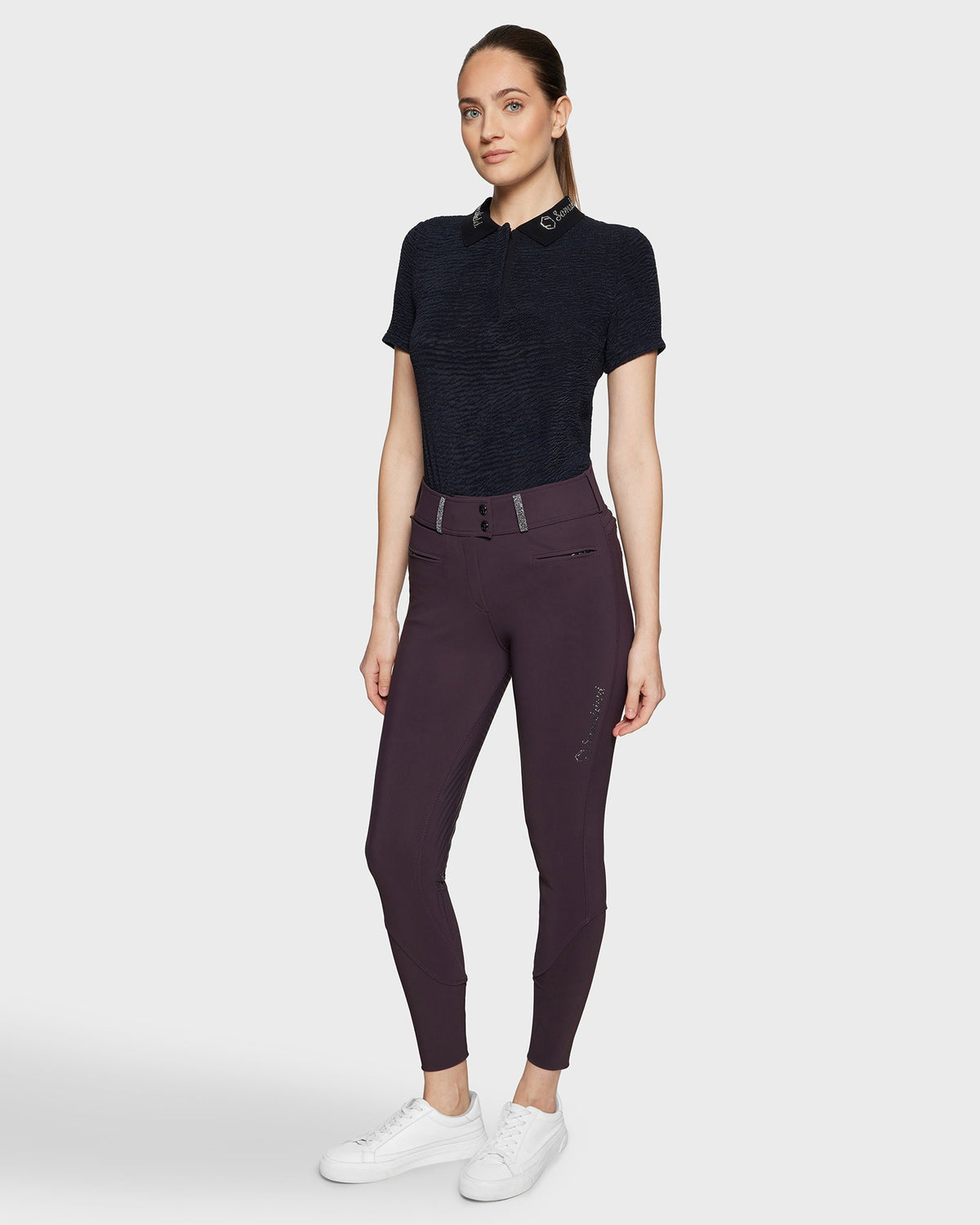 W-CLARA_NV_FG-FW25-AUBRGN.jpg