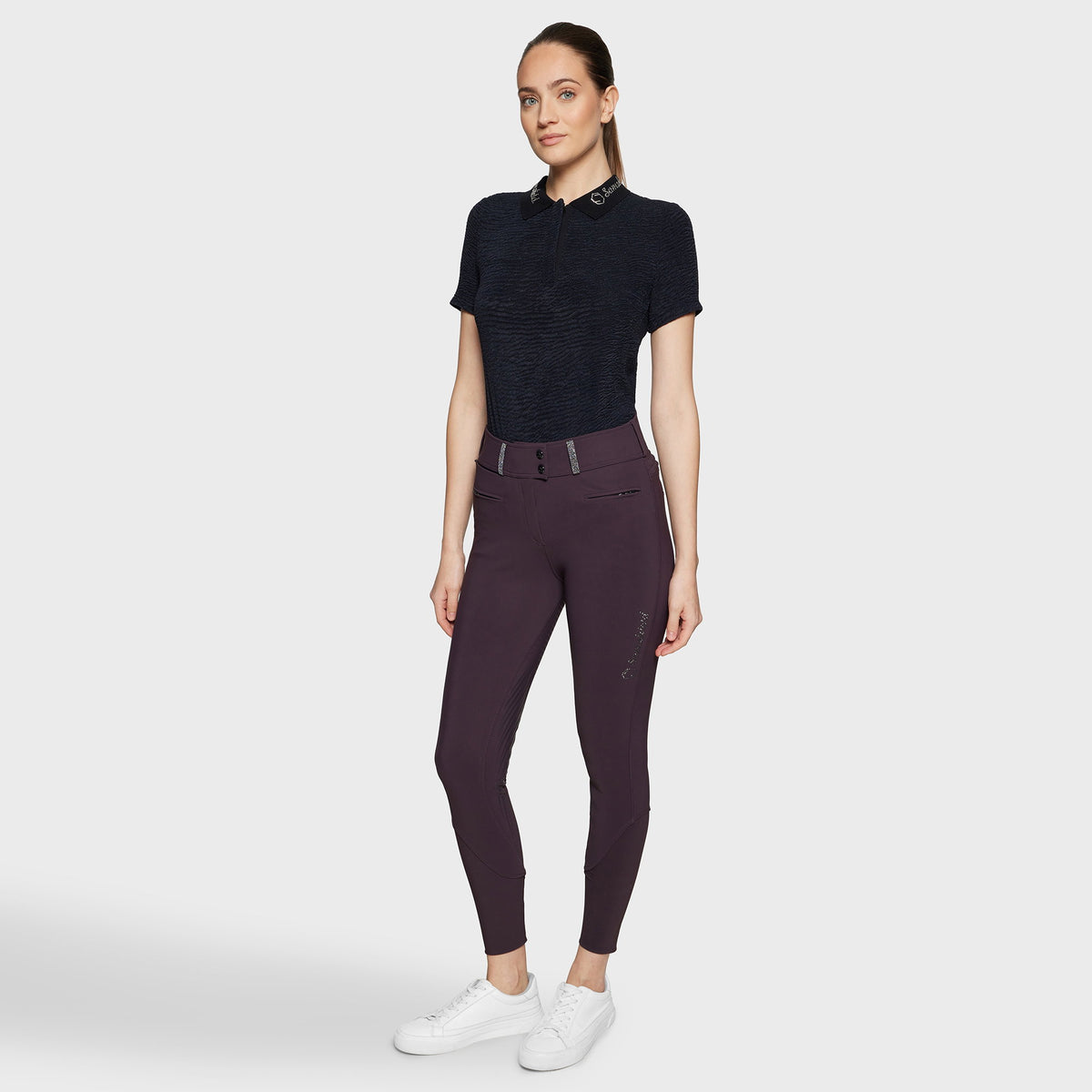 W-CLARA_NV_FG-FW25-AUBRGN.jpg