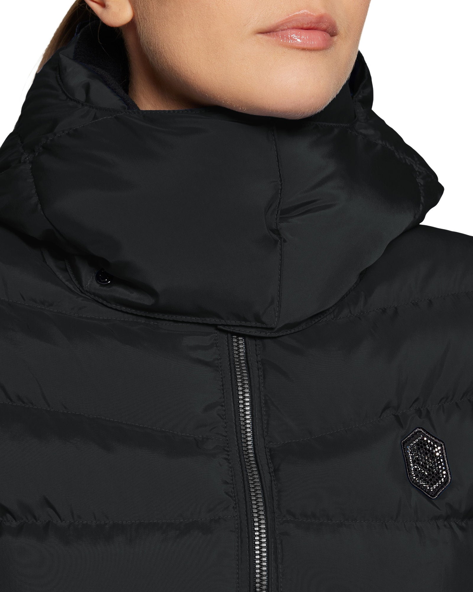 W-COURCHEVEL-FW24-BLK_2.jpg