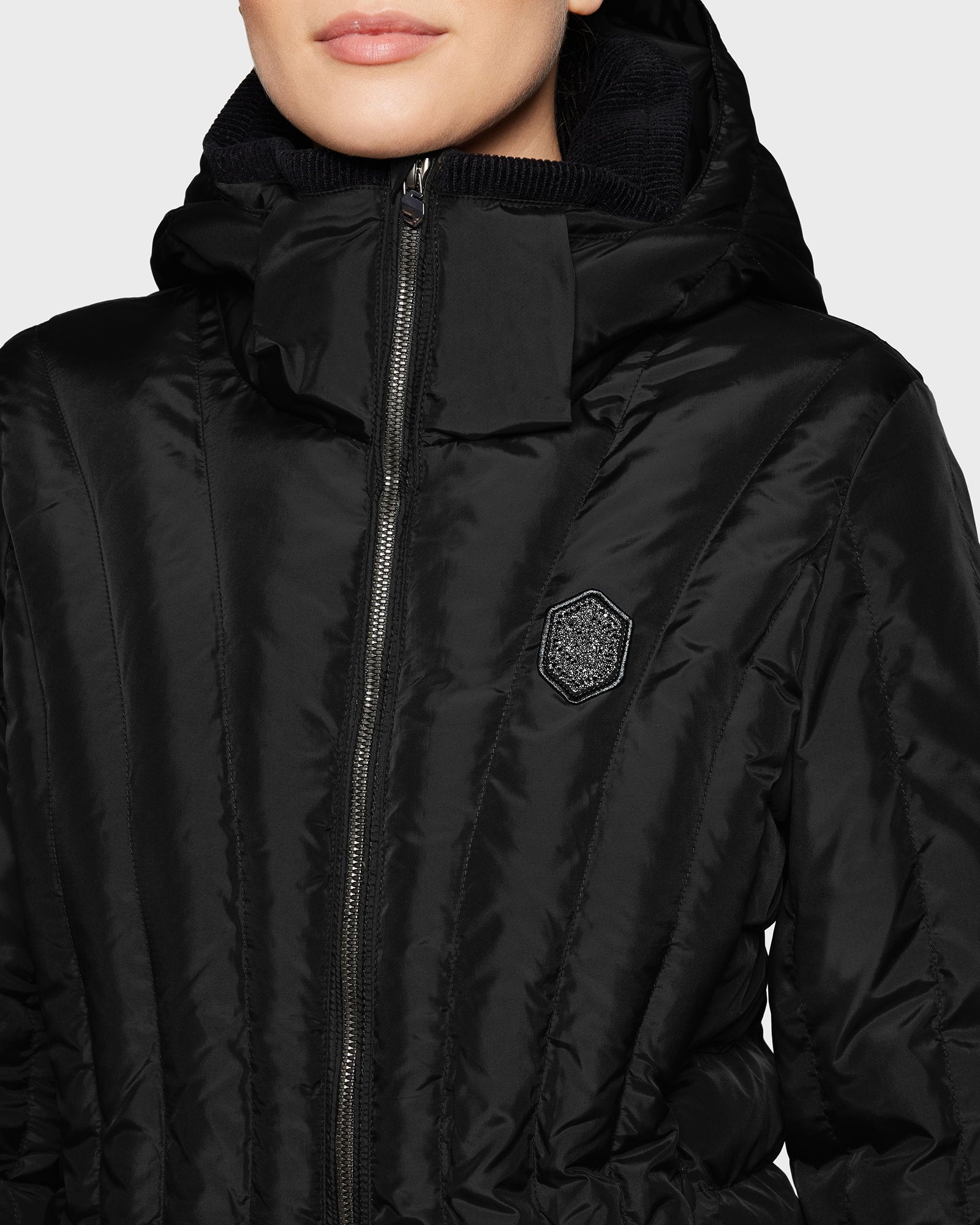W-CRCHEVEL-FW25-BLK_3.jpg