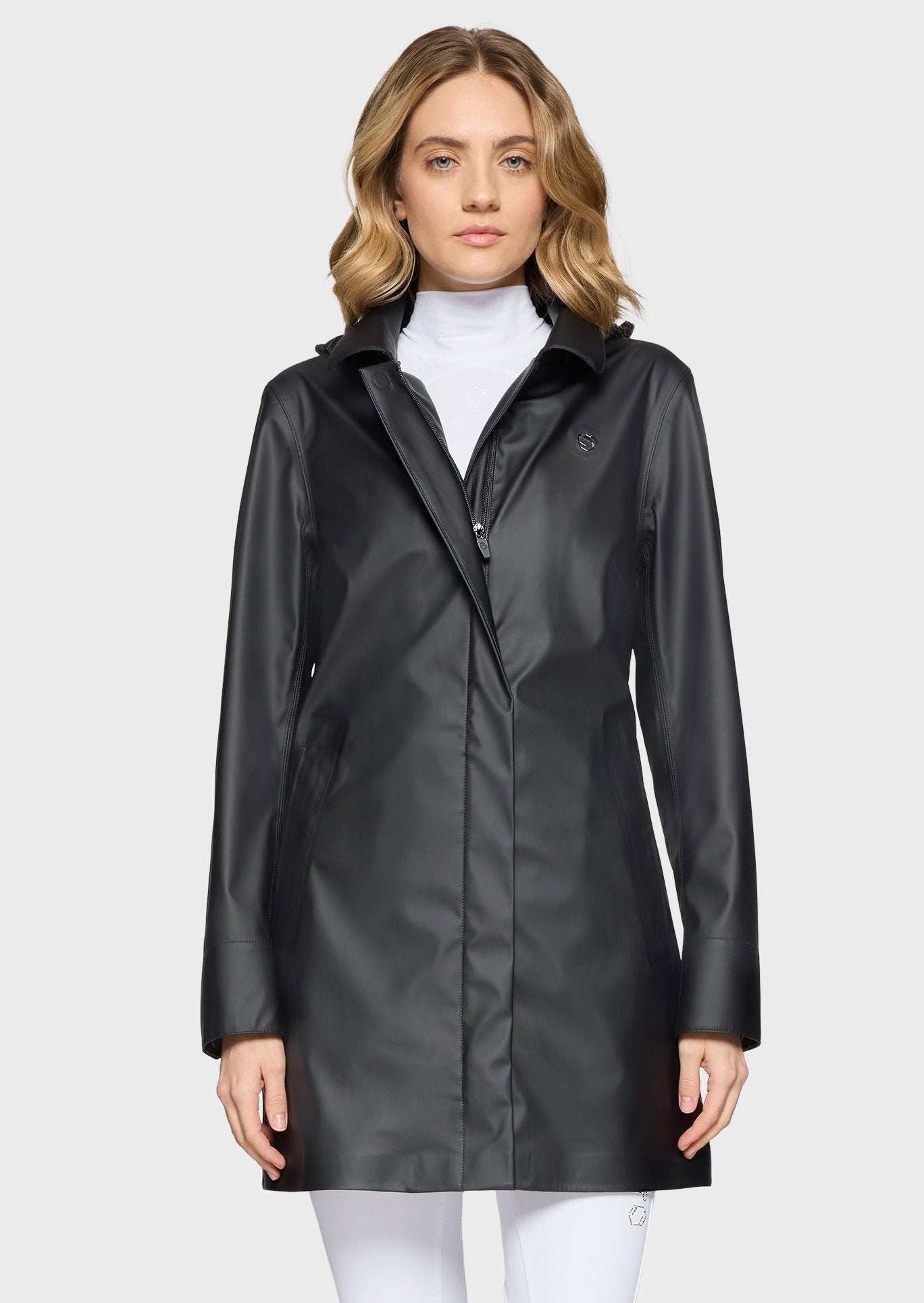 W-DELFINA-S-SS26-BLKBGE.jpg