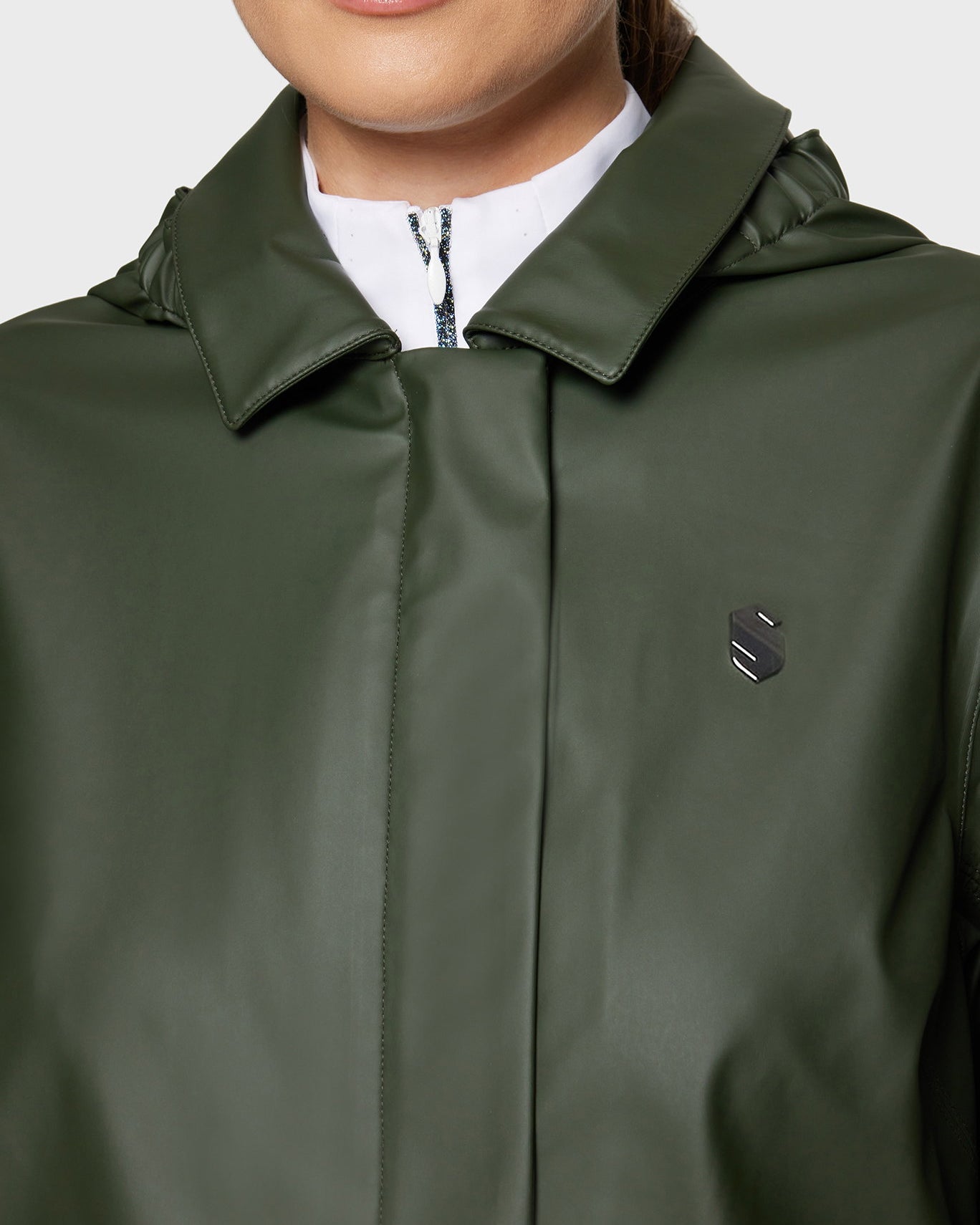 W-DELFINA-S-SS26-KAKIBGE_2.jpg