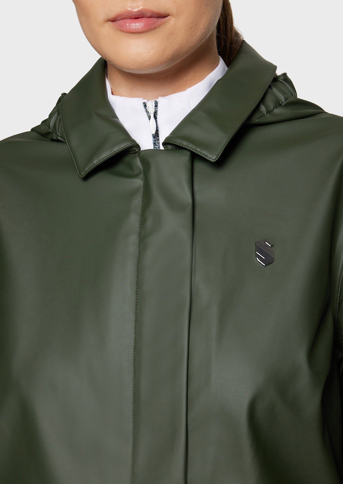 W-DELFINA-S-SS26-KAKIBGE_2.jpg