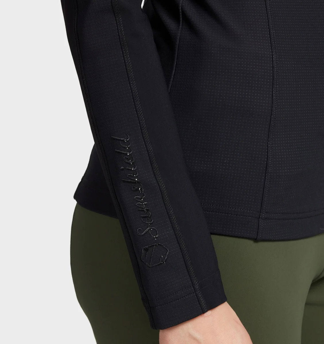 W-EVY_W-FW22-BLK_1.jpg