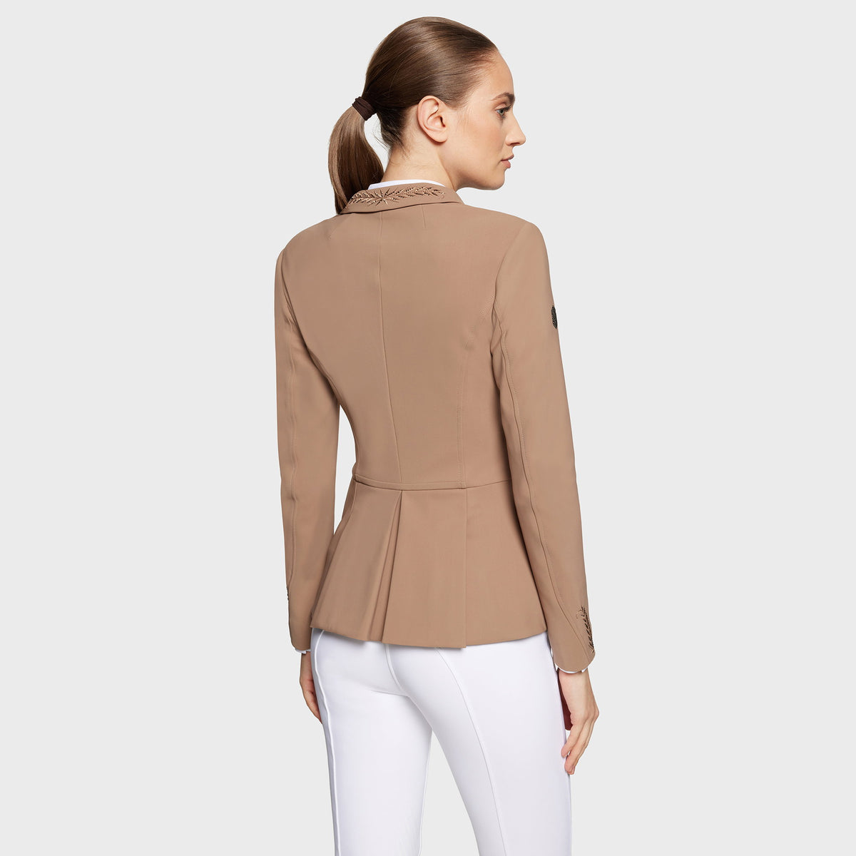 W-VICY_FLW_CRY-FW25-CAMEL_1.jpg
