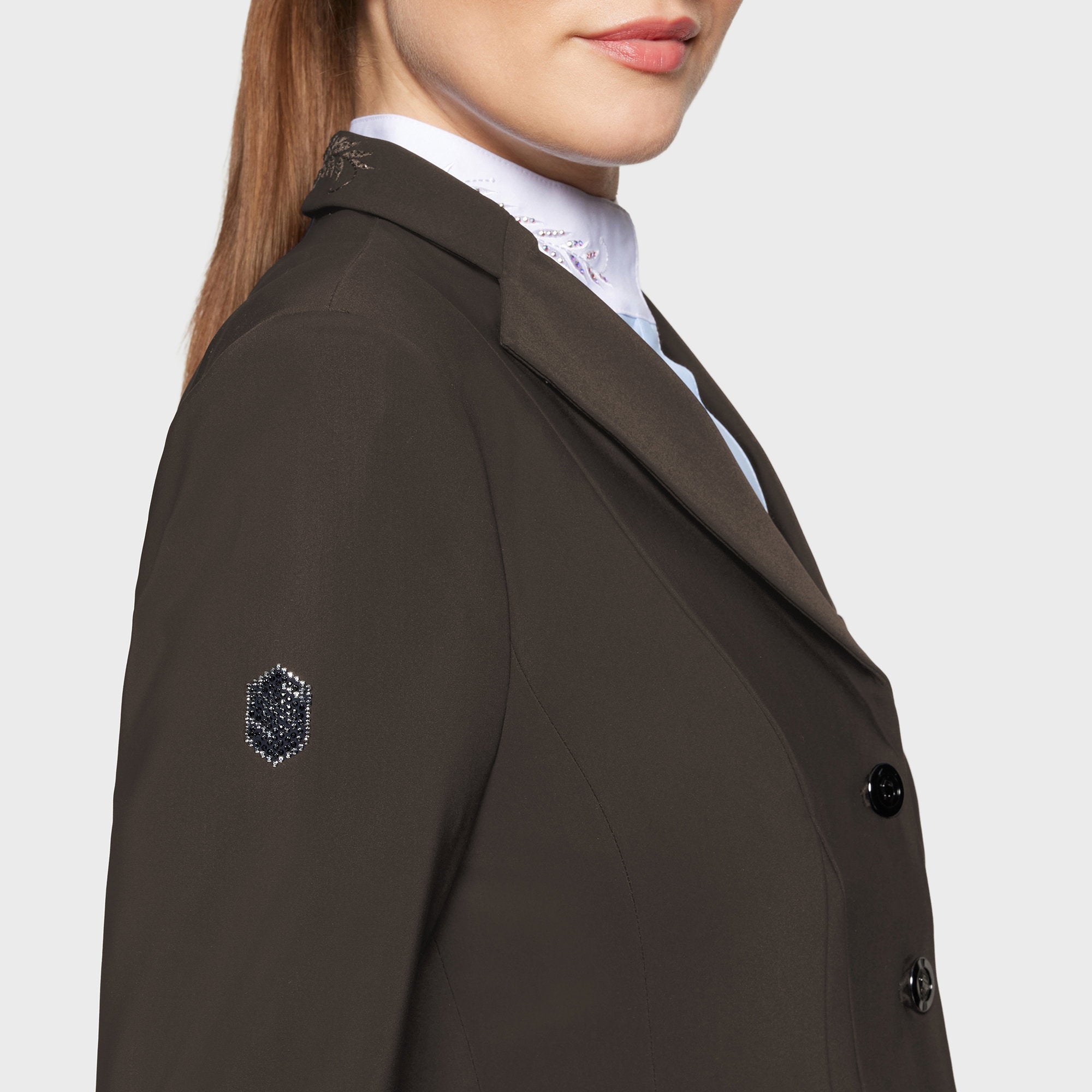 W-VICY_FLW_CRY-FW25-MOCHA_2.jpg