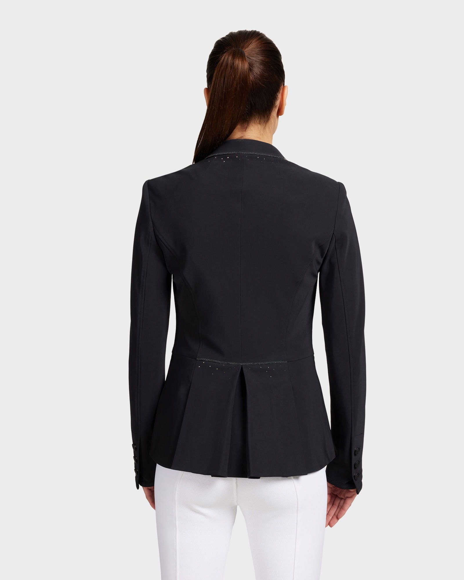 W-VIC_CRFB-FW24-BLK_1