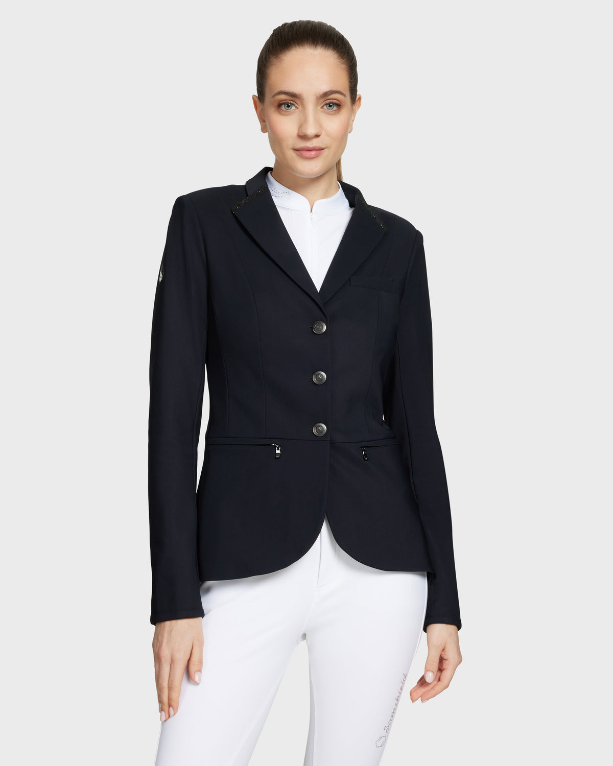 W-VIC_CRFB-SS24-BLK.jpg