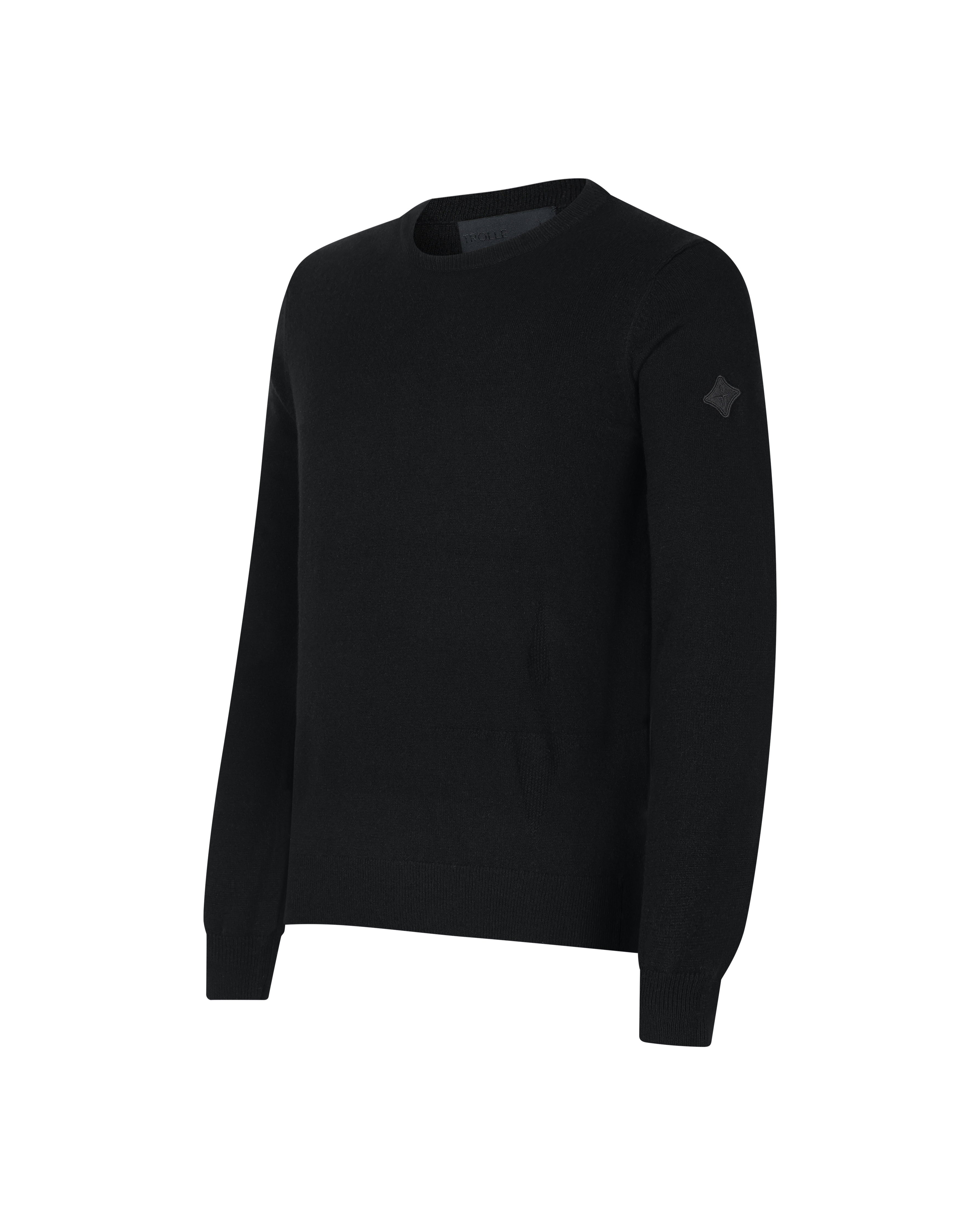 WOM09_CM-BLACK_3.jpg