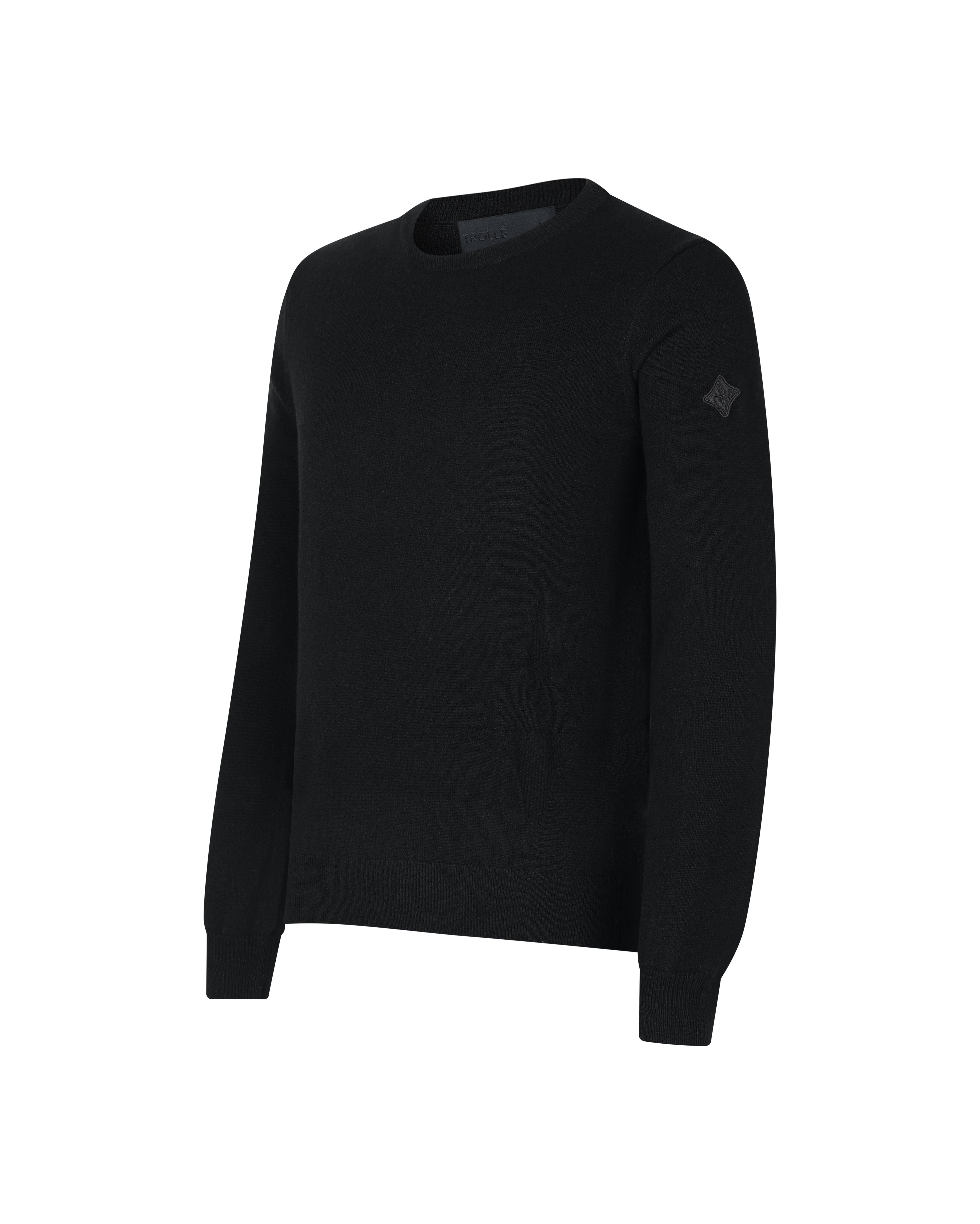 WOM09_CM-BLACK_3.jpg