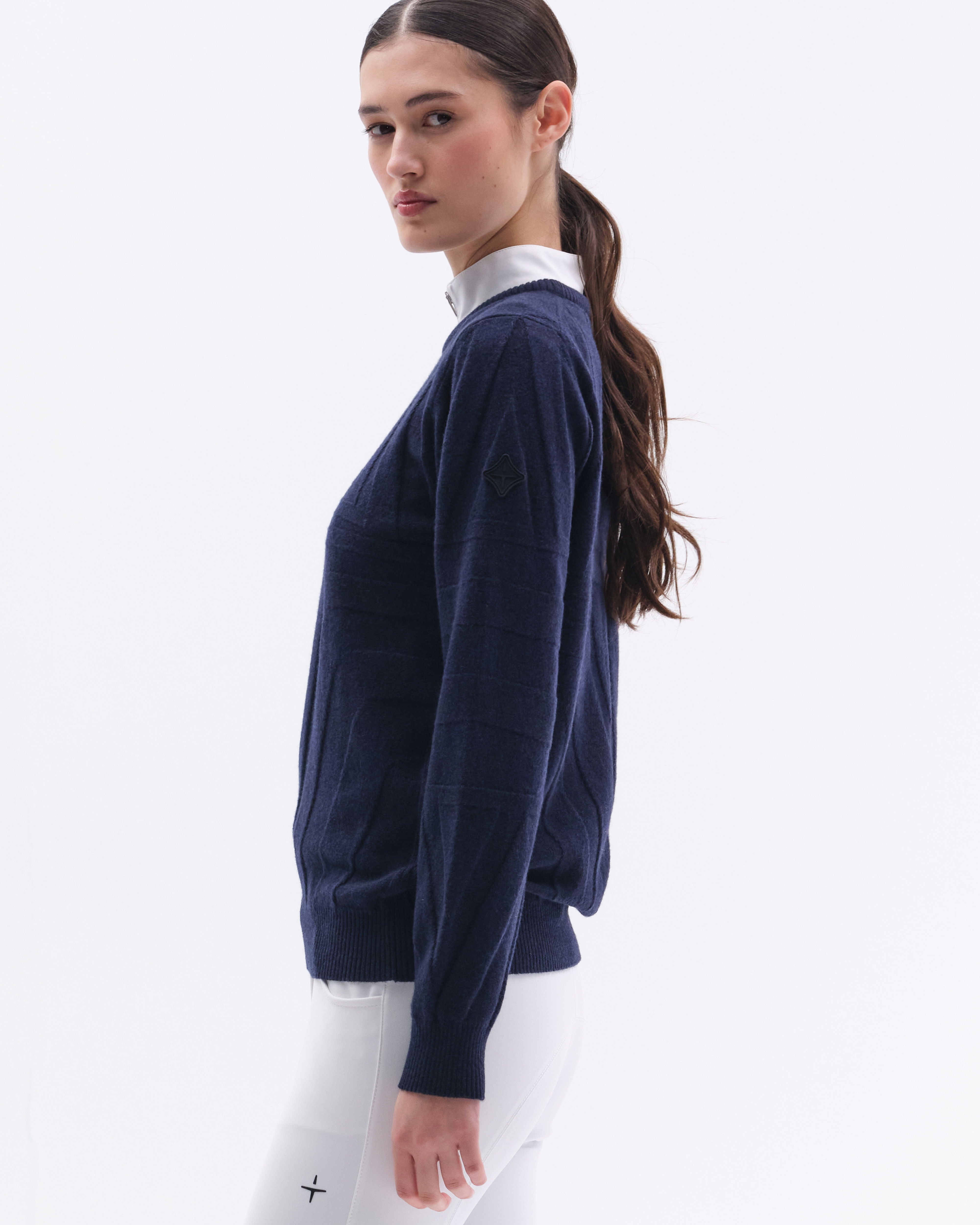 WOU24_KN-NAVY_8.jpg
