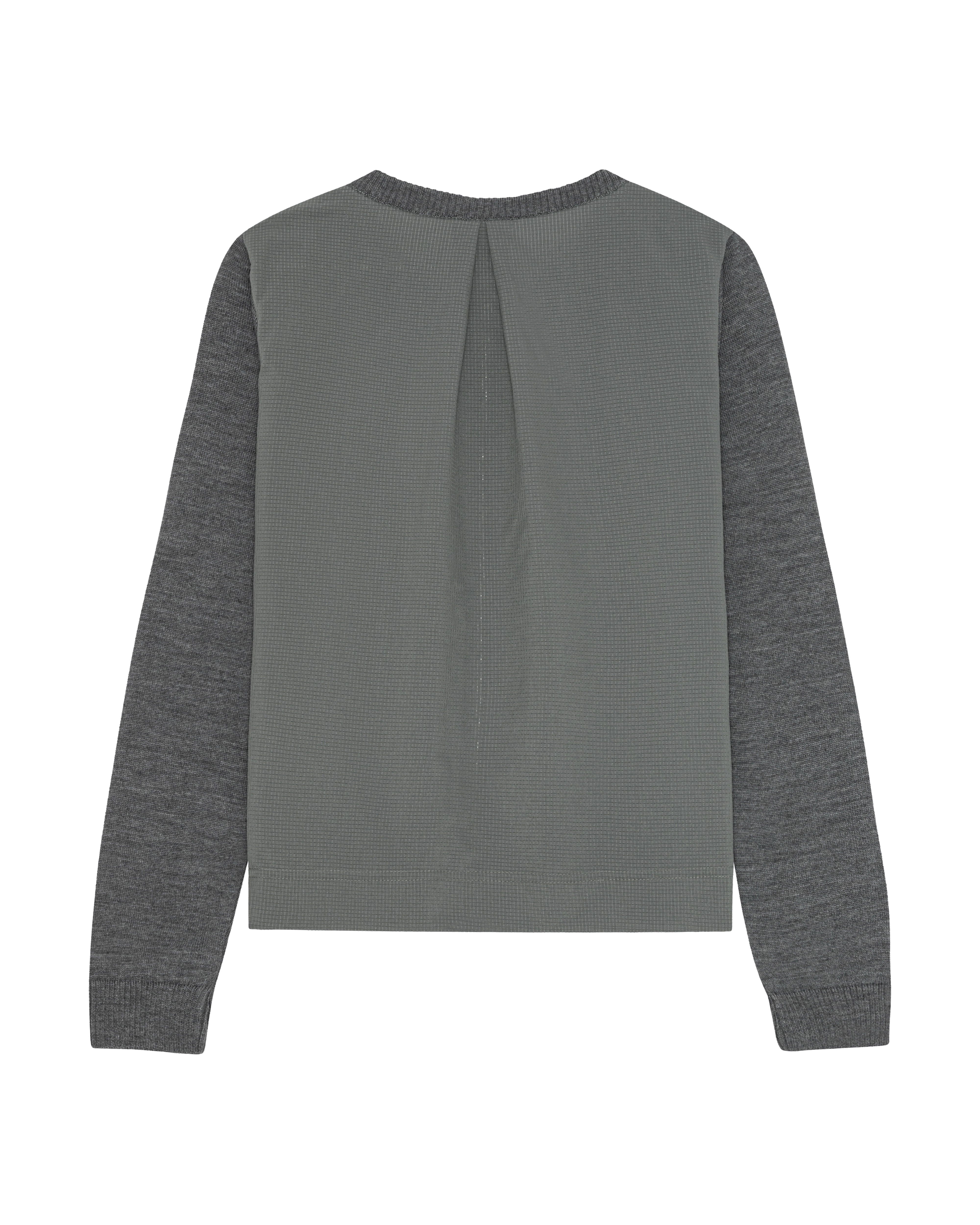 WOW22_KN-GREYGREY_1.jpg