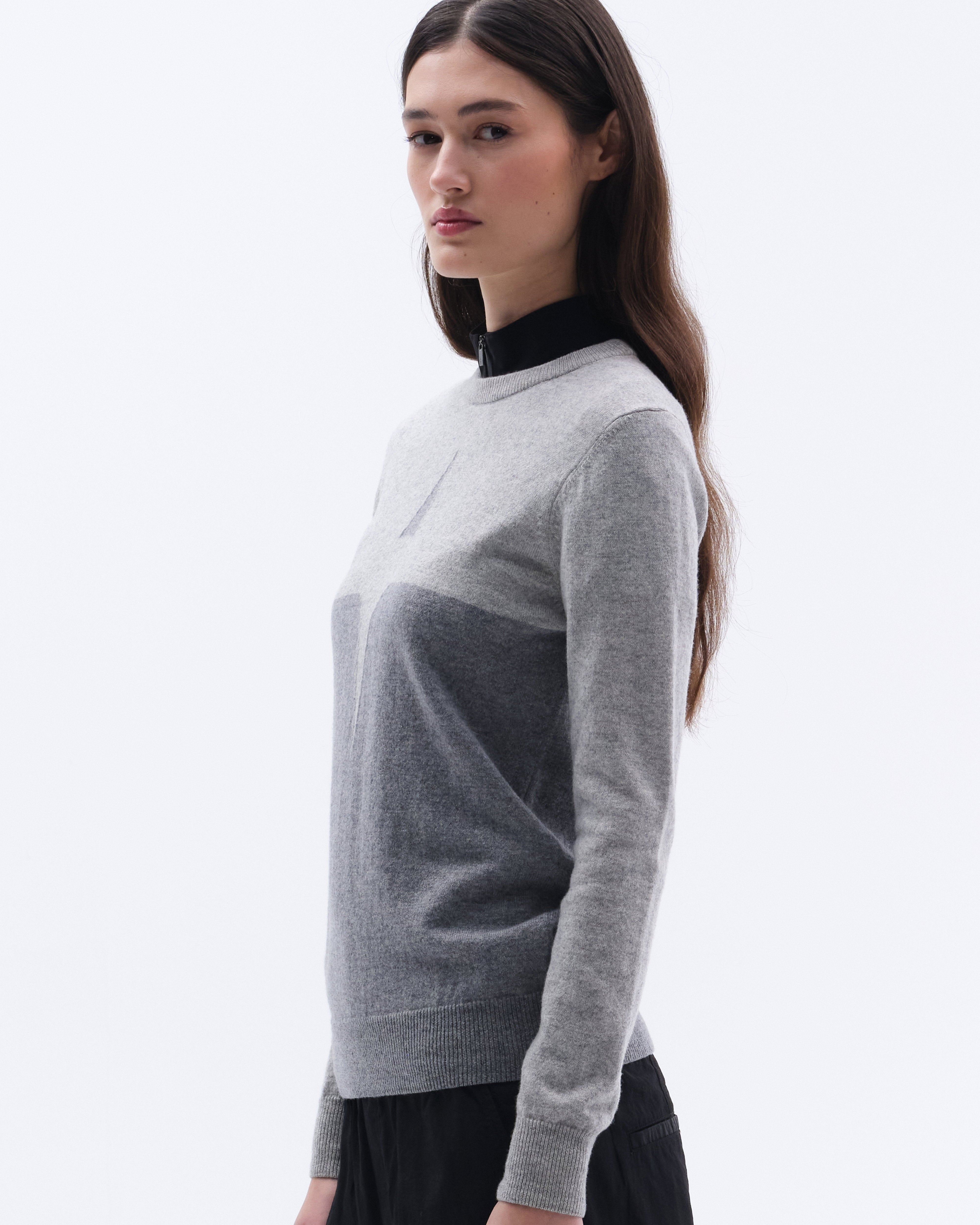 WOW26_KN-GREYGREY_8.jpg