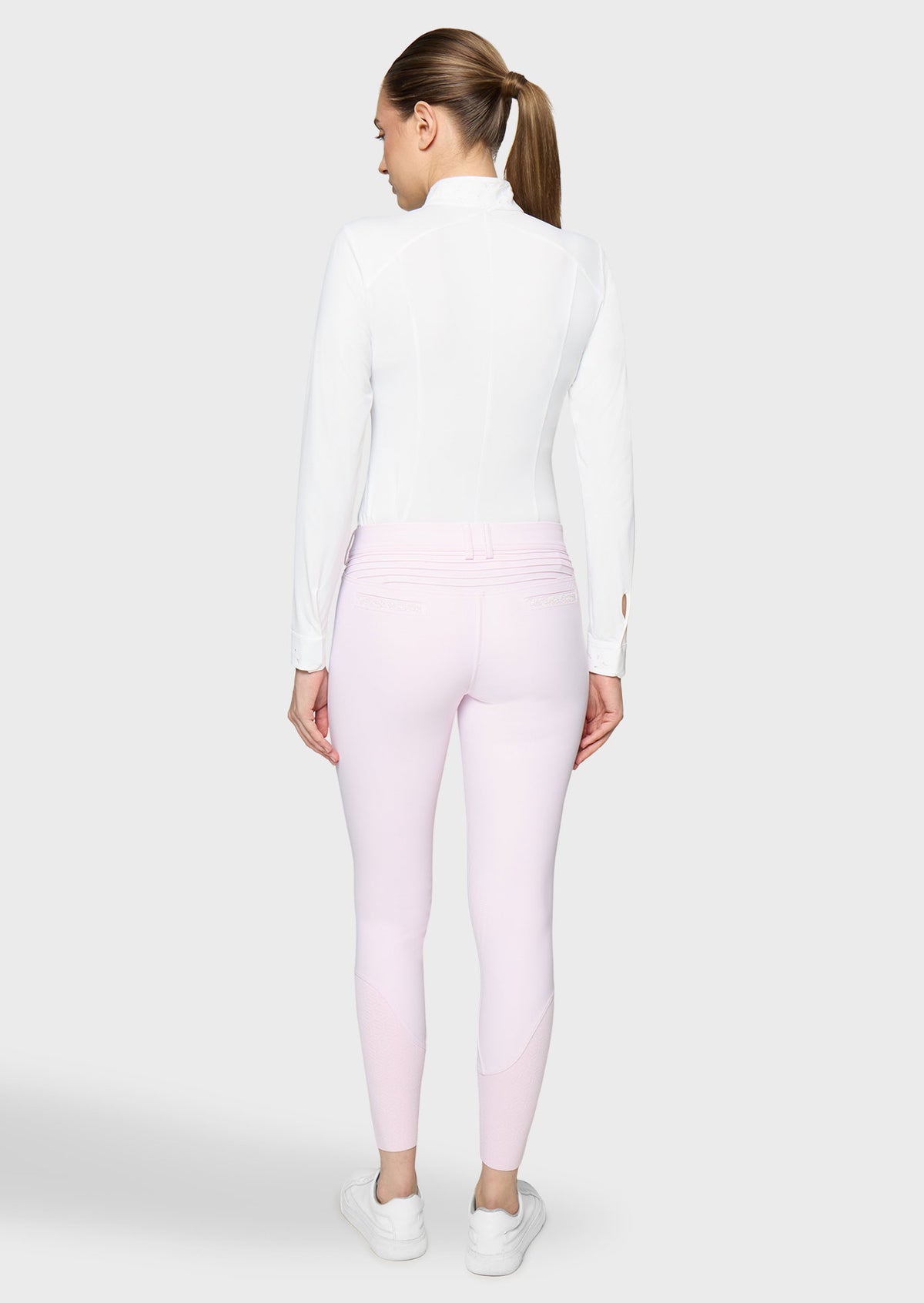 W_ADELE_CRF_KG_FW26-CSMCP_1.jpg