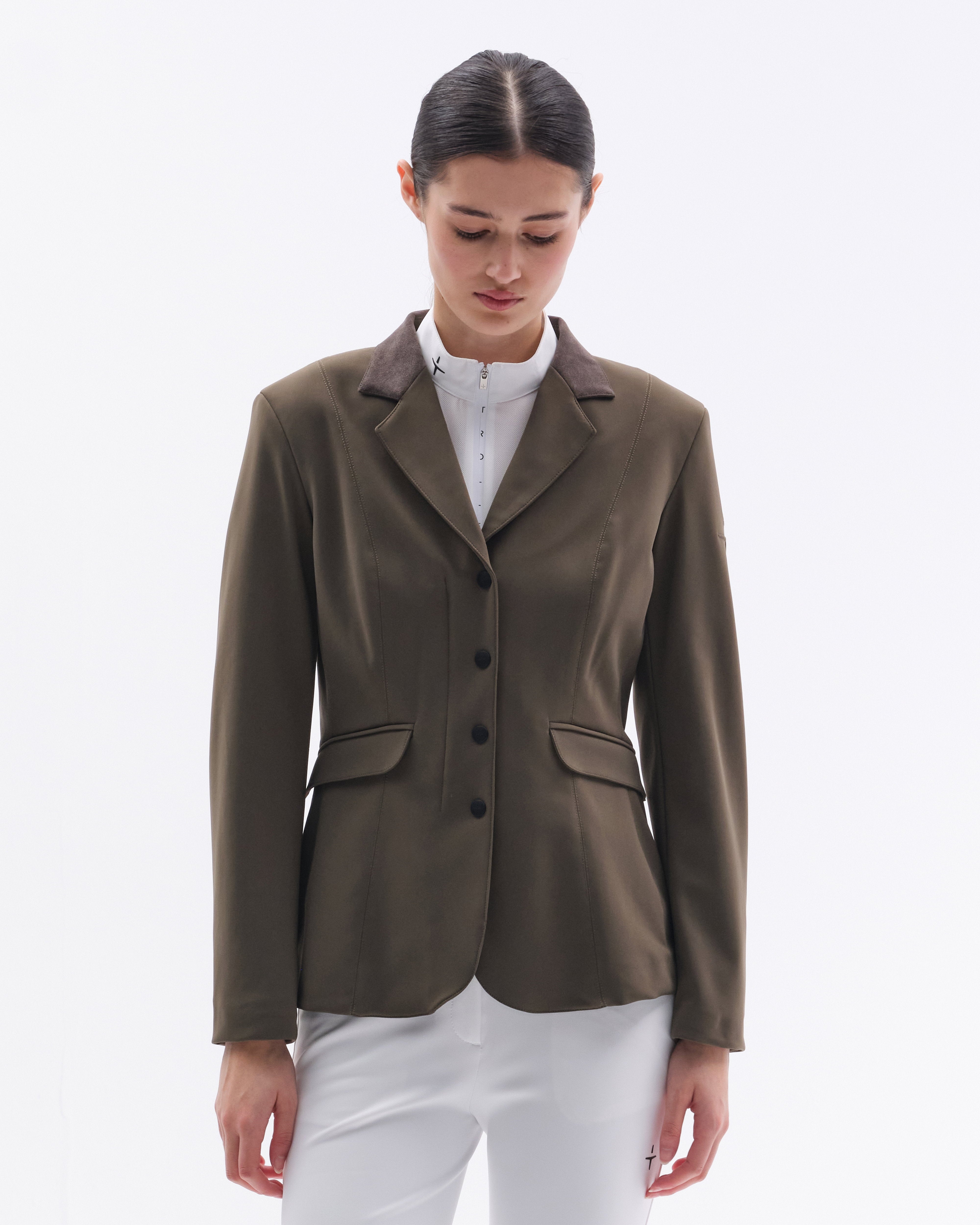 JCW26_JE-OLIVE_7.jpg