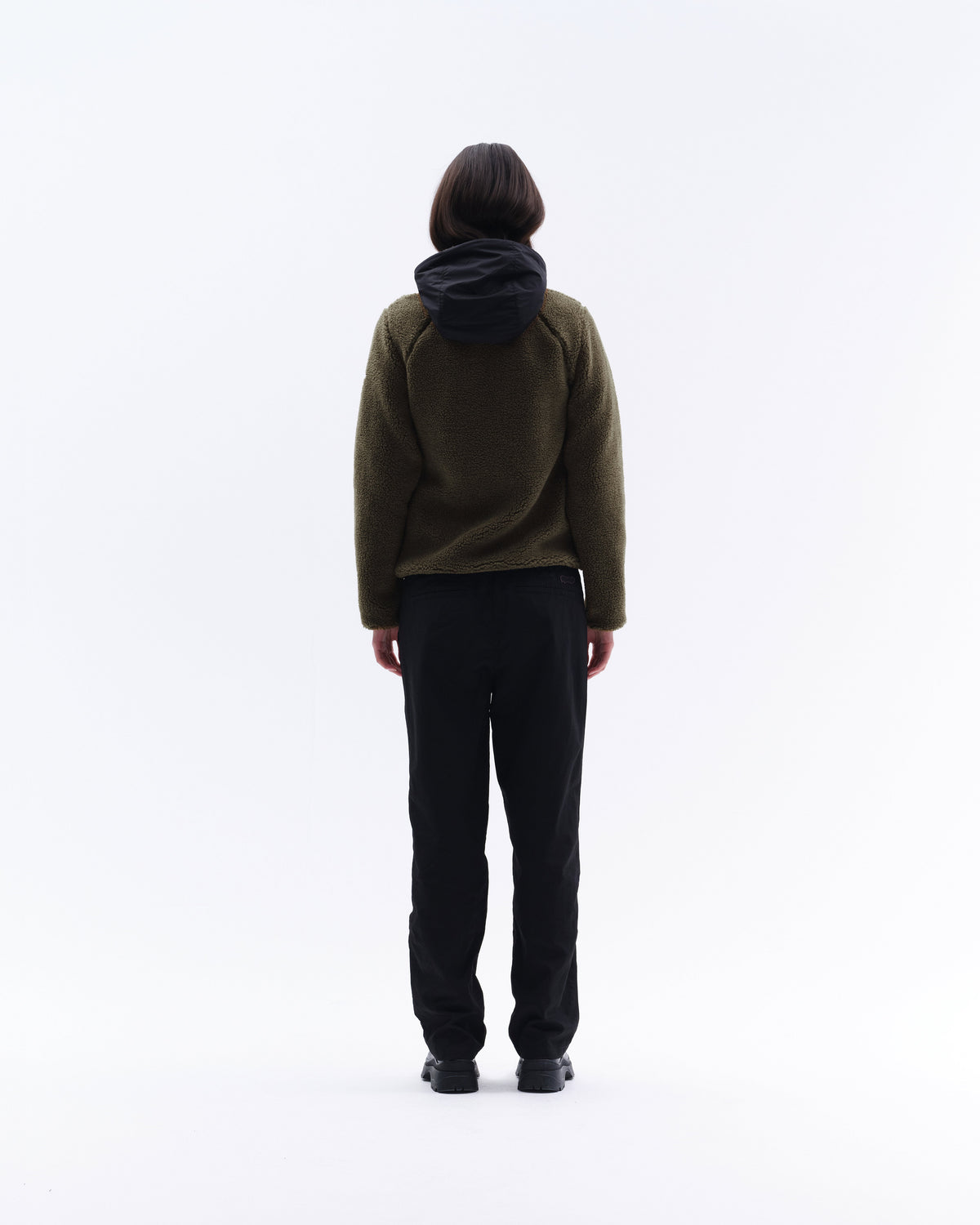 Model image — Hooded sherpa jacket Female - Black