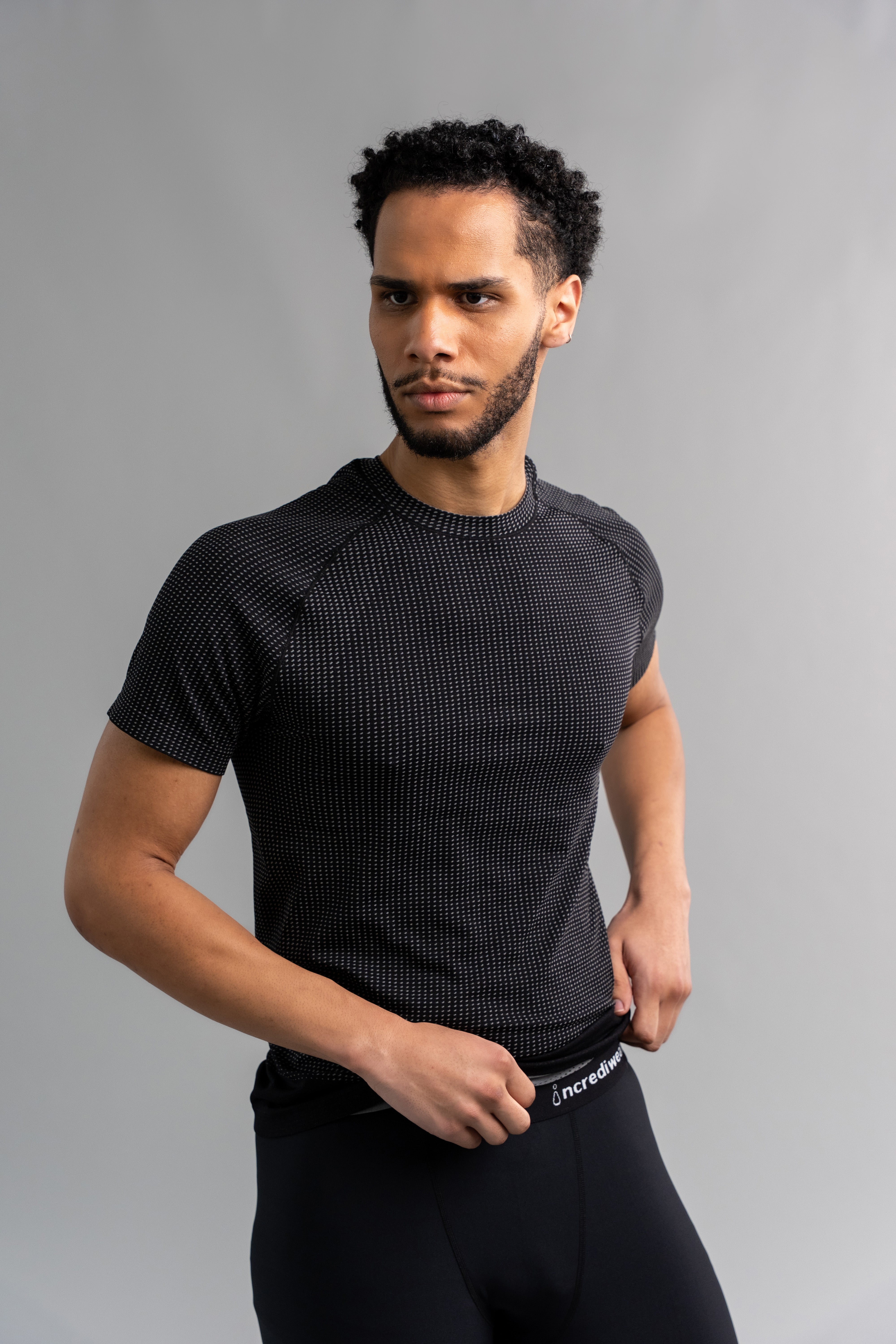 MS100-BLACK.jpg