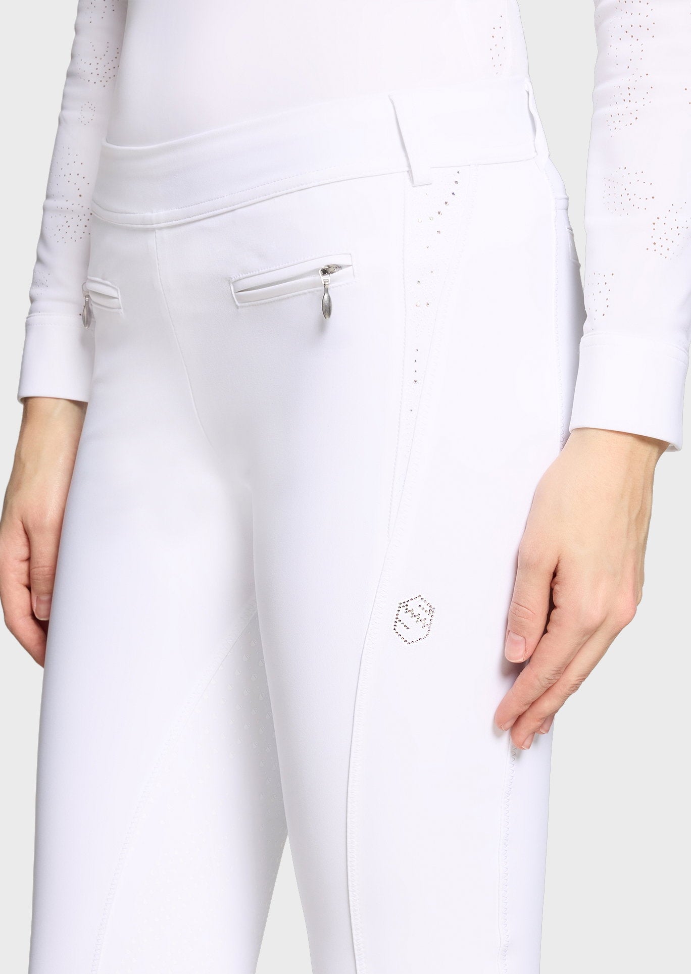 W-SAKINA-FF-FG-SS26-WHT_3.jpg