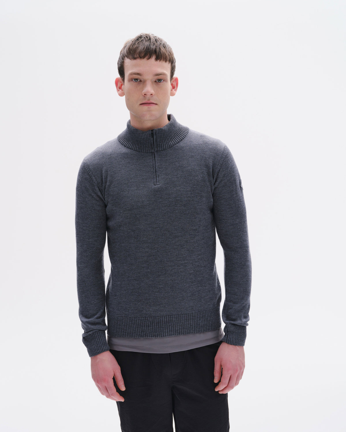 Model image — Half Zip Merino jumper Unisex - Black