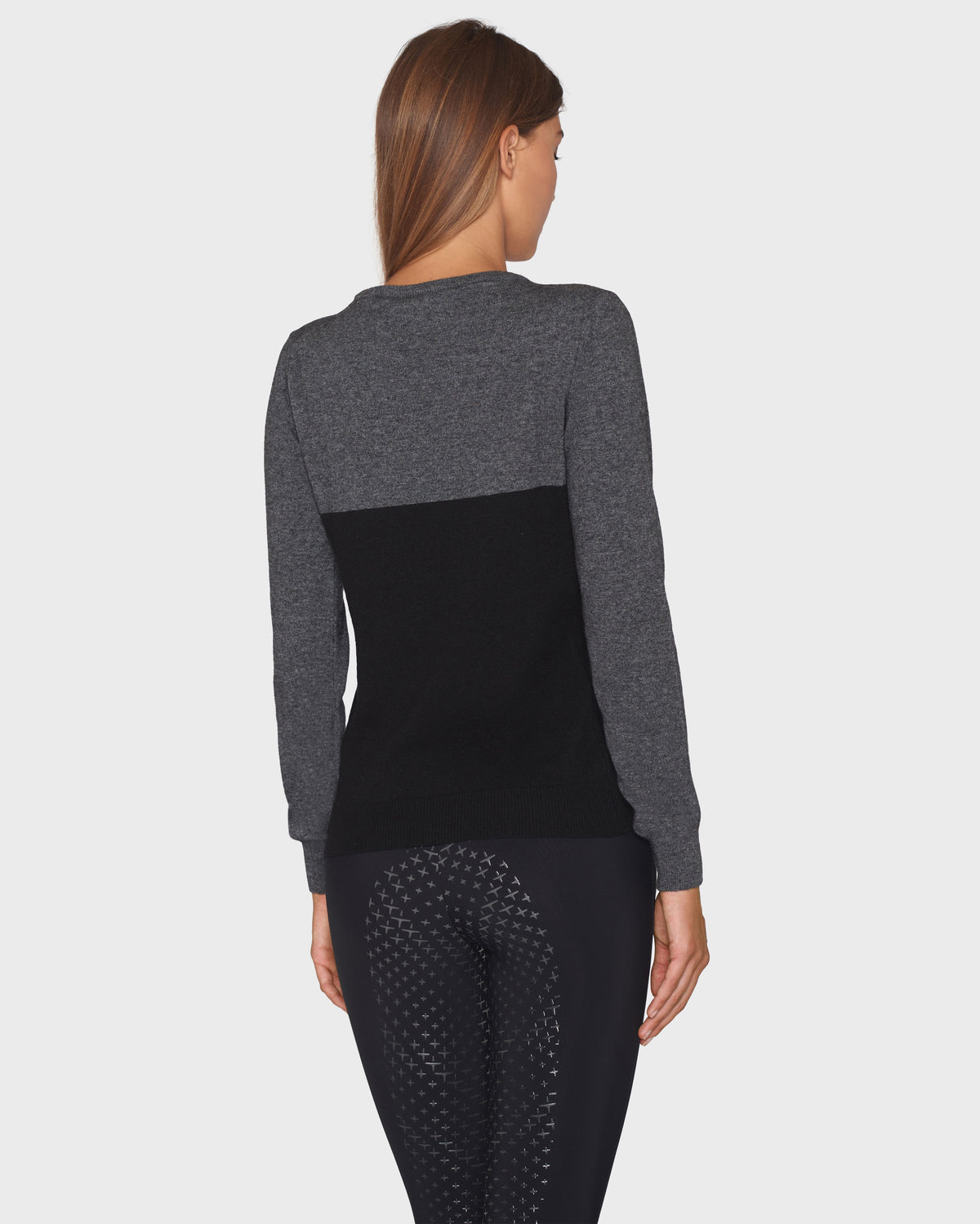 Model image — Cashmere & Wool star logo crew sweater - Earth Grey