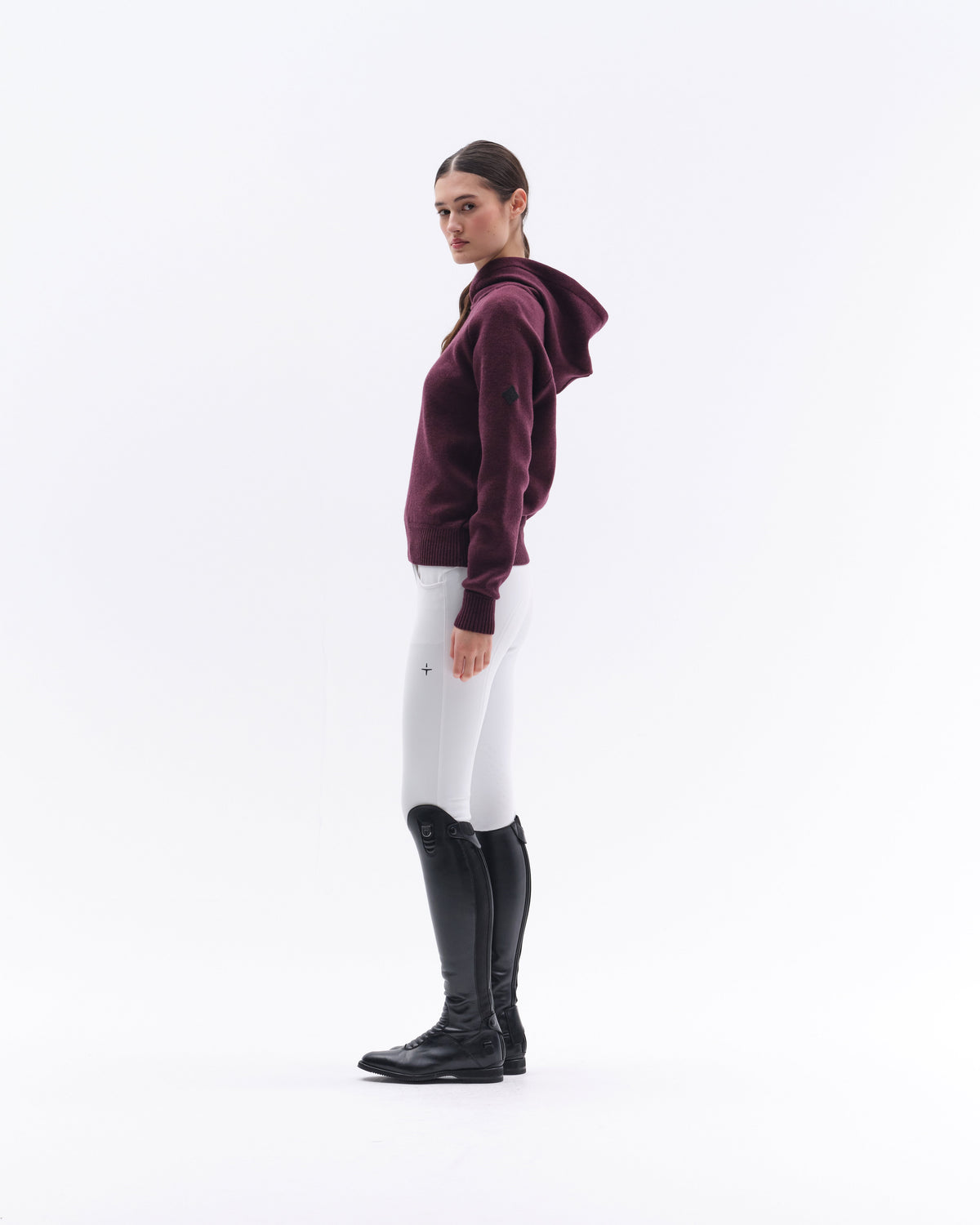 Model image — Loose Fit Extra Fine Merino Hoodie Female - Olive