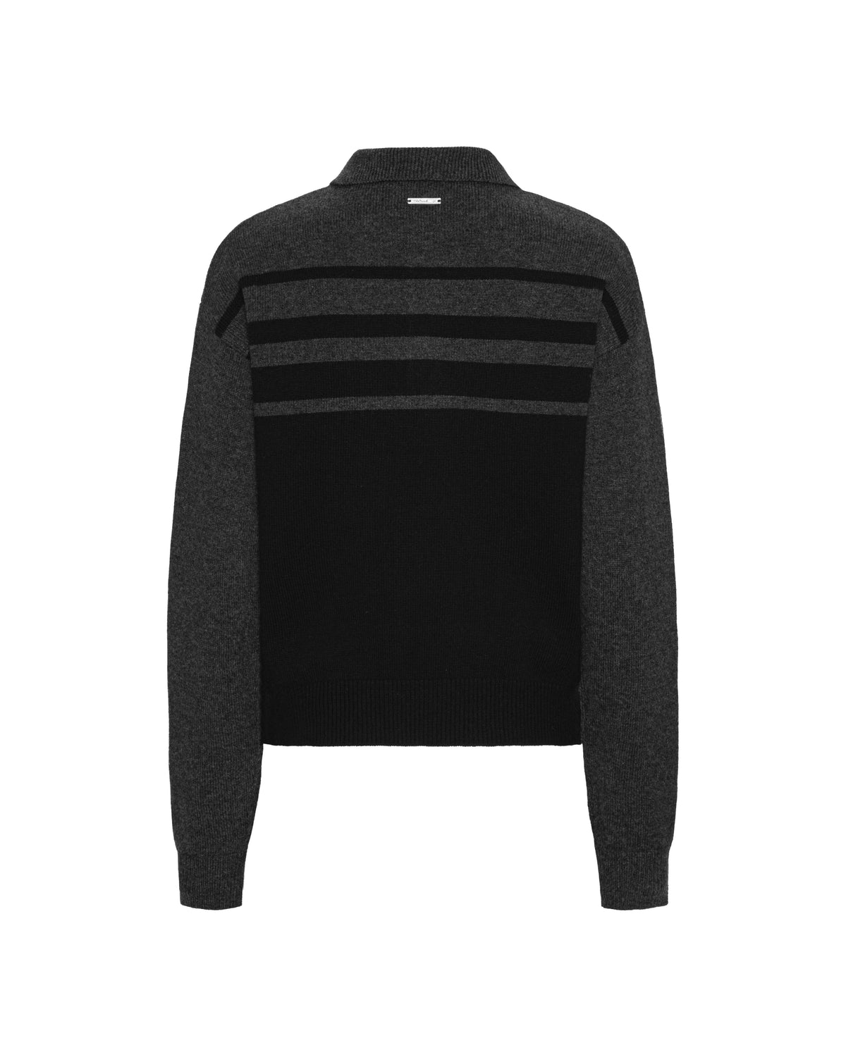 WOW31_CM-BLACKGREY_1.jpg
