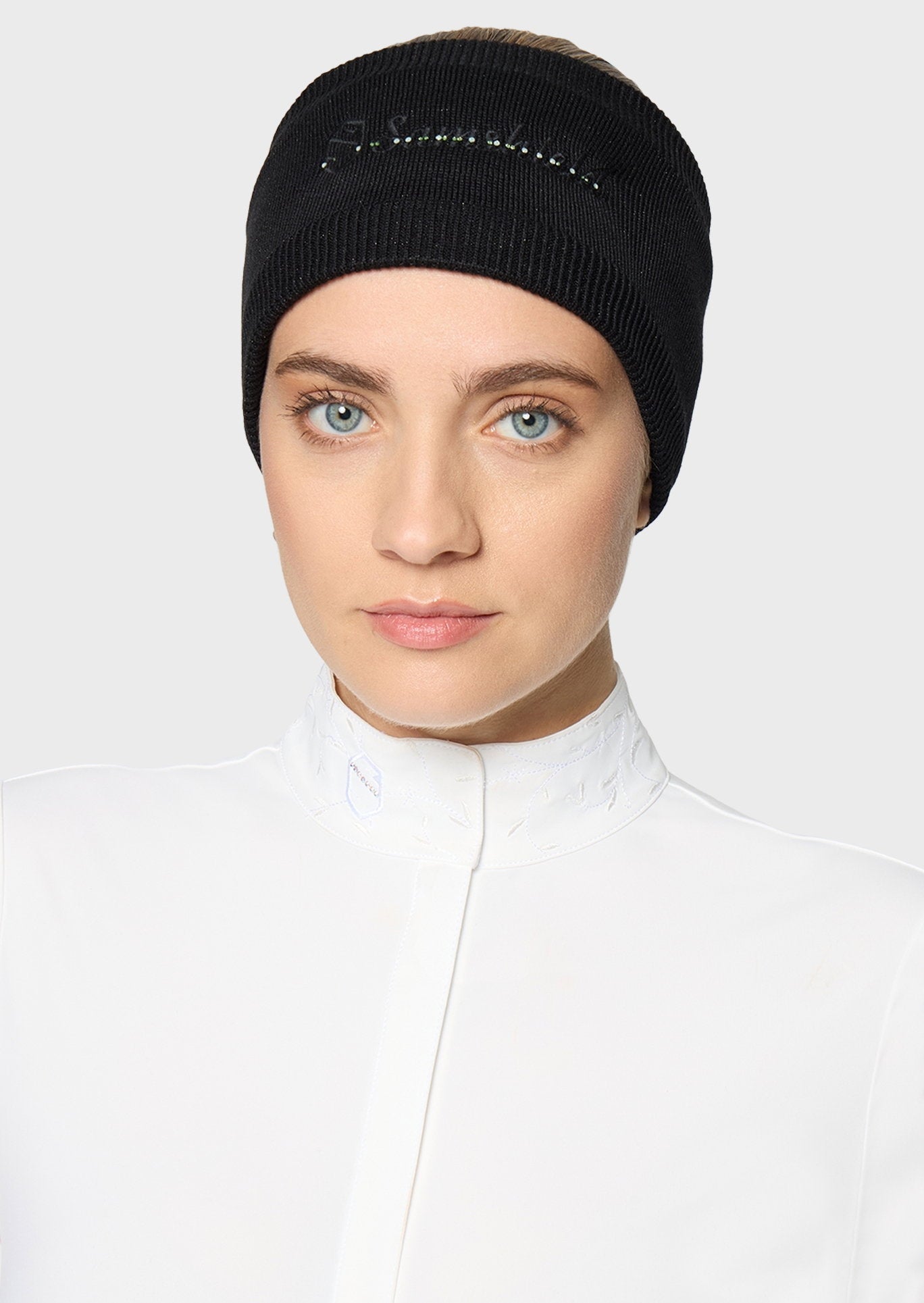 W_AMALIE_CRF_FW26-BLKLX.jpg
